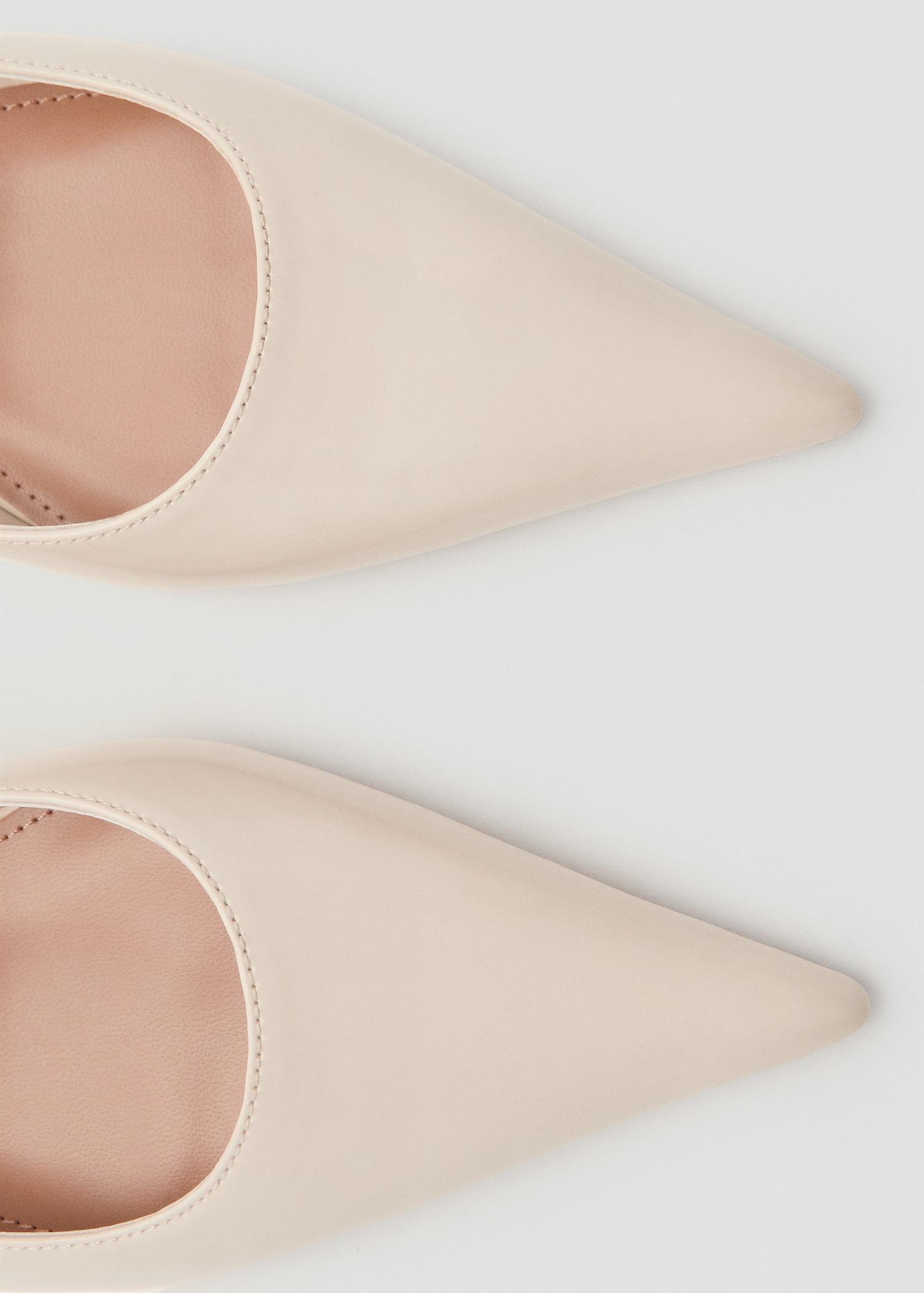 Kitten-heel pointed shoes - Women | MANGO USA Product Image