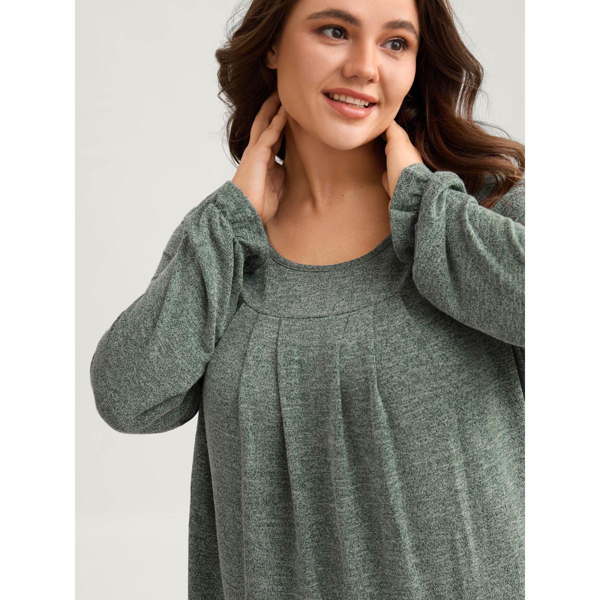 Plus Size Round Neck Heather Pleated T-shirt Emerald Women Leisure Pleated Round Neck Loose Casual T-shirts BloomChic 26/4X Product Image