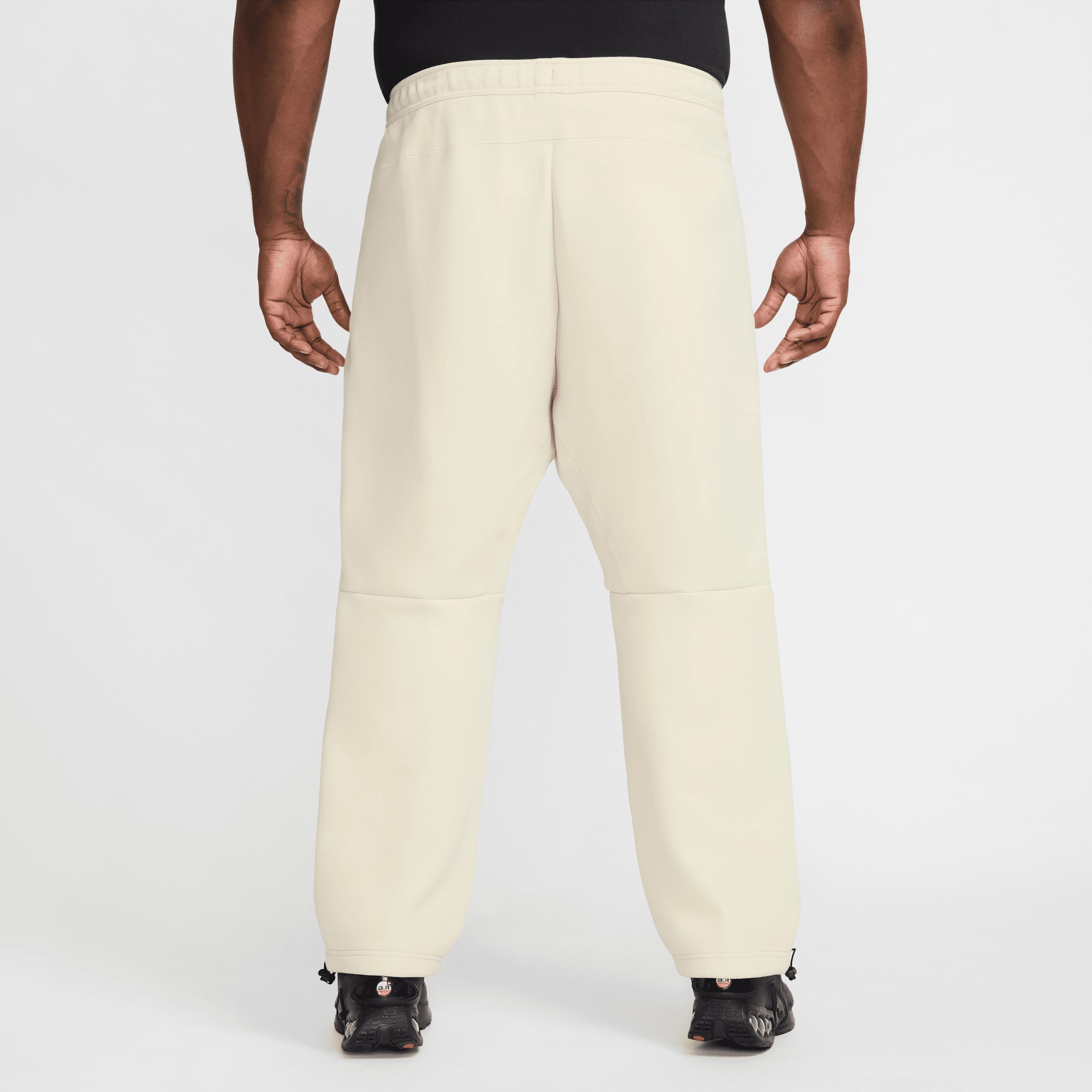 Nike Men's Tech Fleece Open-Hem Pants Product Image