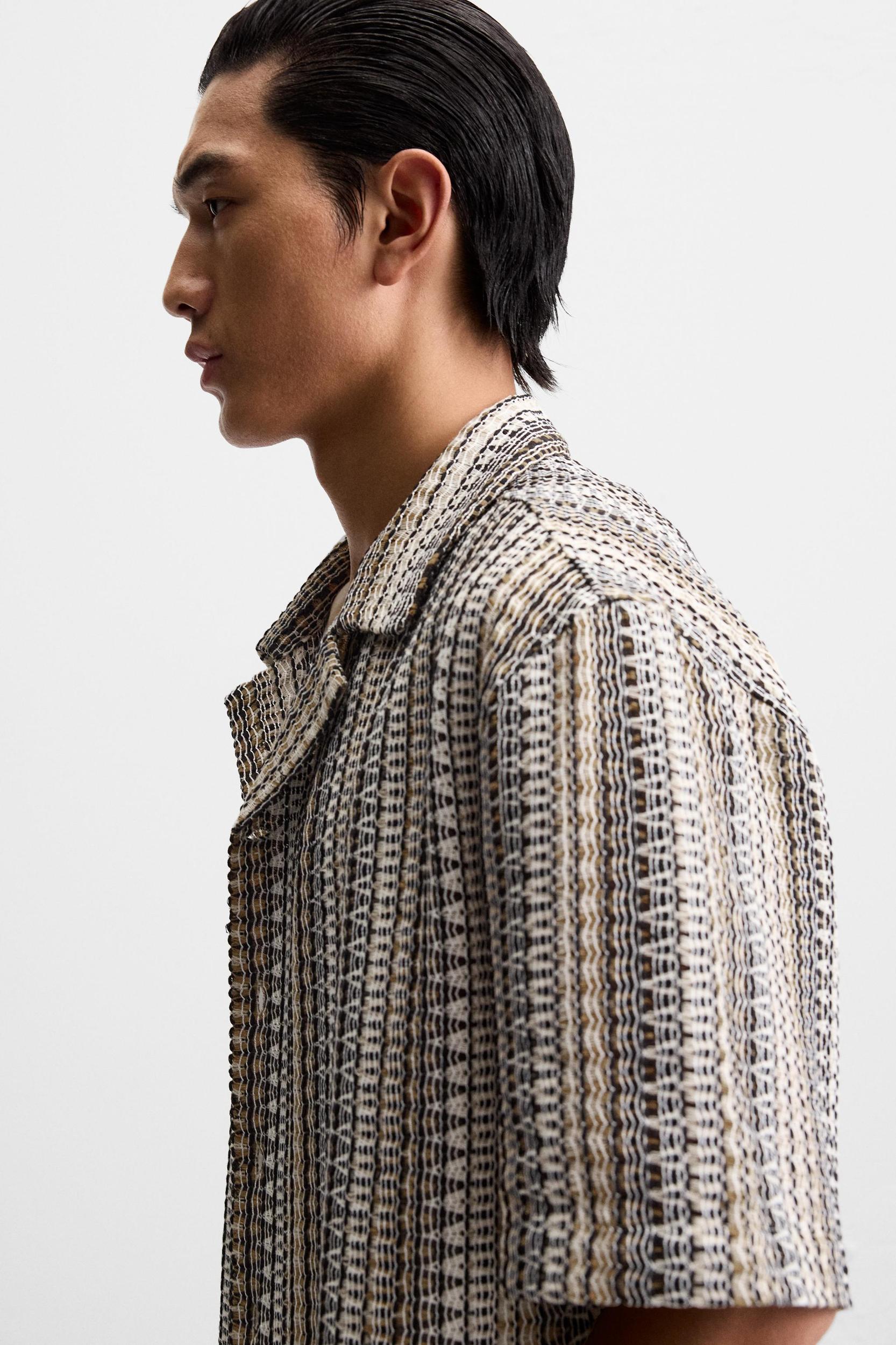 GEOMETRIC JACQUARD SHIRT Product Image