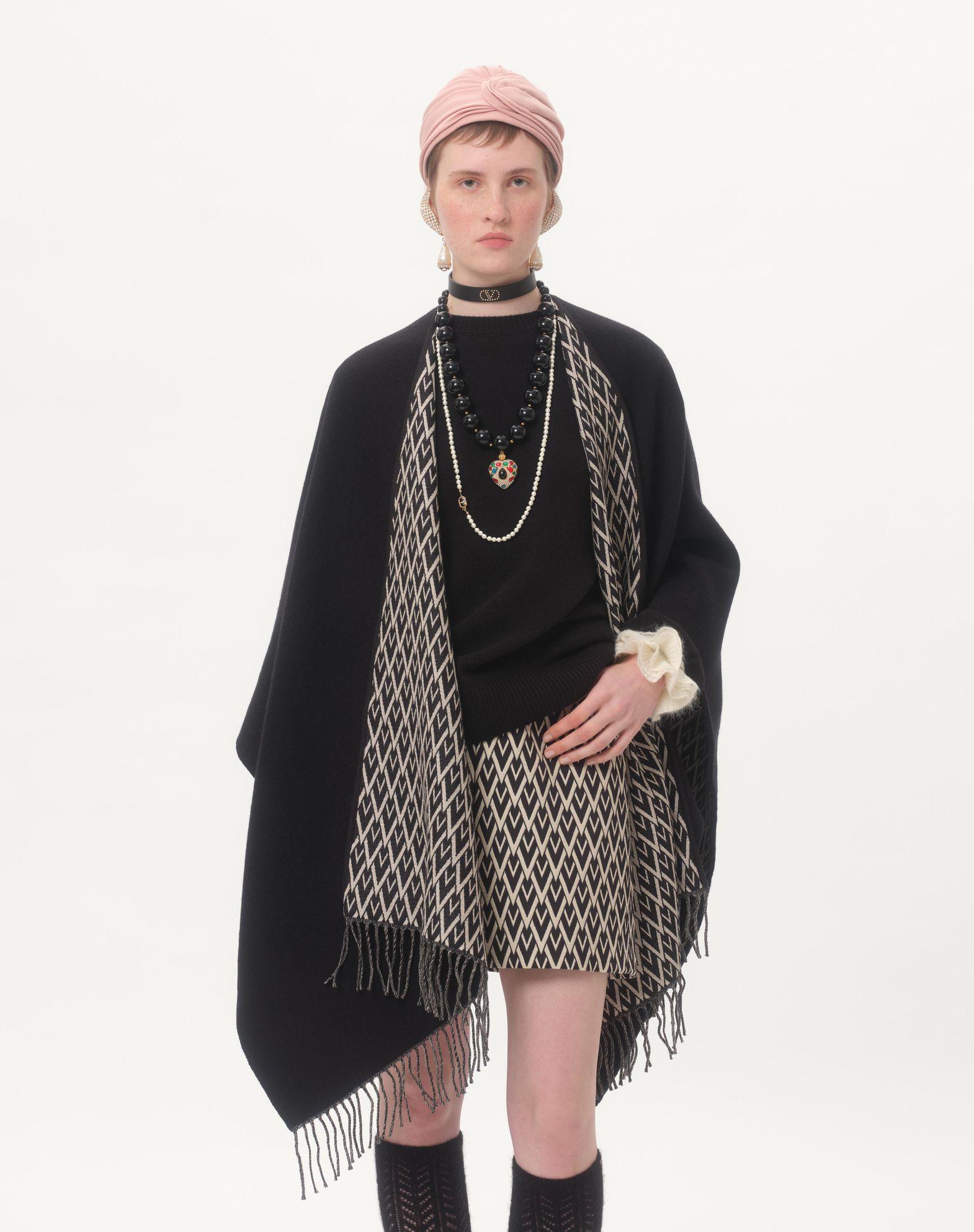 Toute La V Poncho In Wool, Silk And Cashmere Product Image