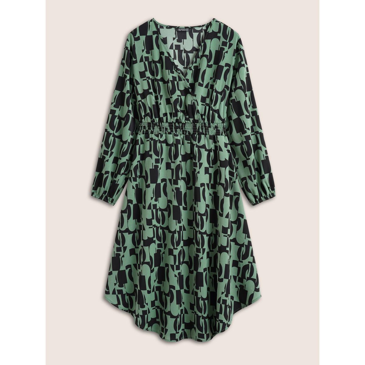 Plus Size Geometric Shirred Elastic Waist Wrap Dress Midnight Women At the Office Non Overlap Collar Long Sleeve Curvy Midi Dress BloomChic 26/4X Product Image