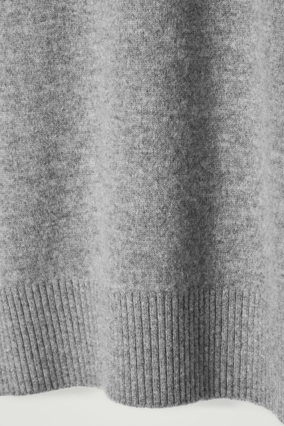 PURE CASHMERE SWEATER Product Image