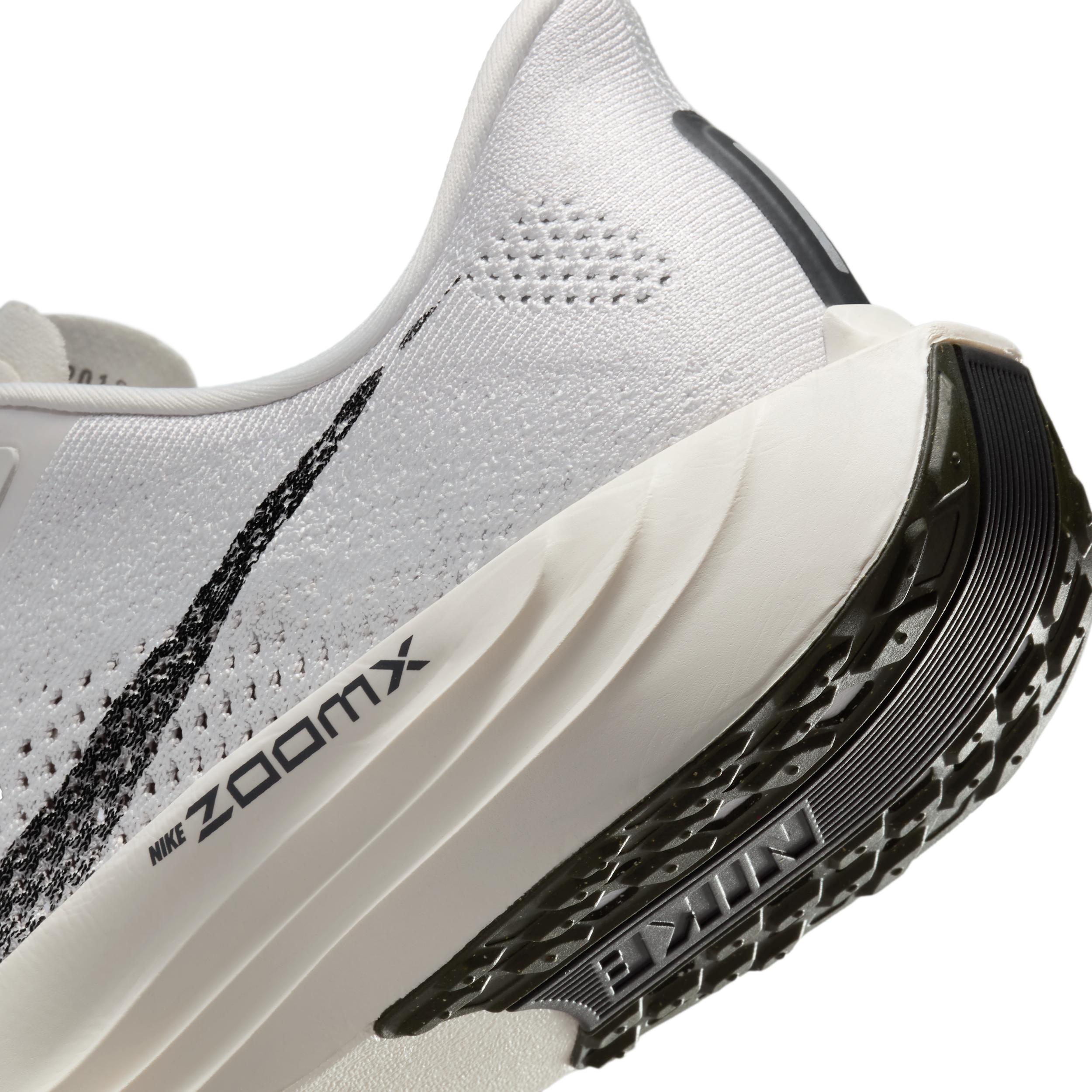 Nike Mens Pegasus Plus Road Running Shoes | IB5695-001 Product Image