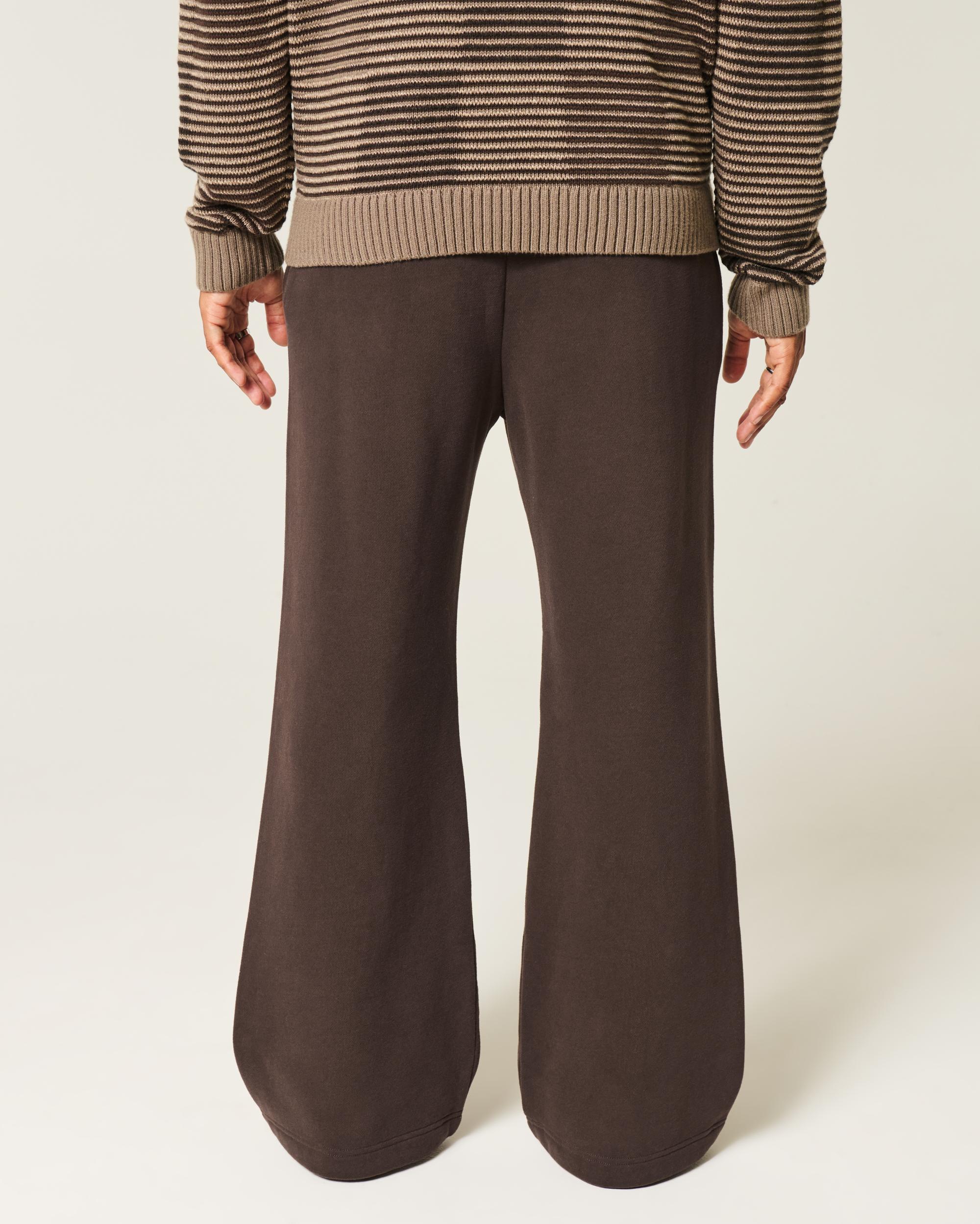 Applique Graphic Bootcut Sweatpants Product Image