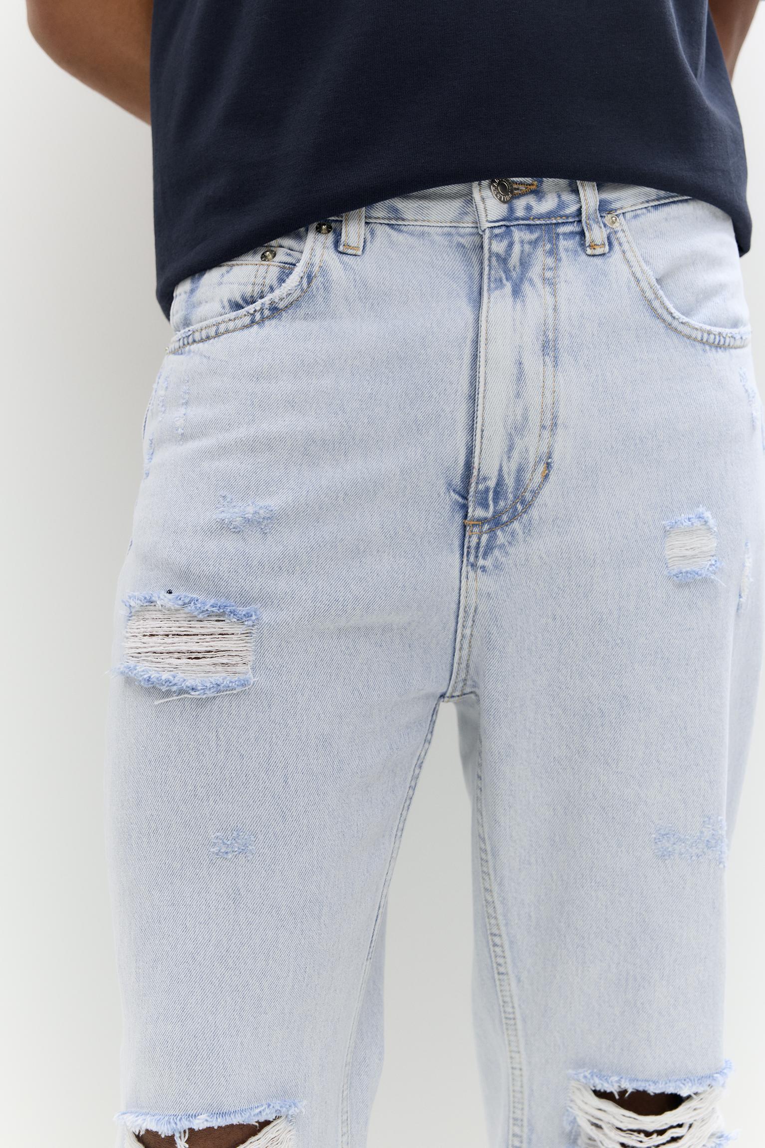 Relaxed fit ripped jeans Product Image