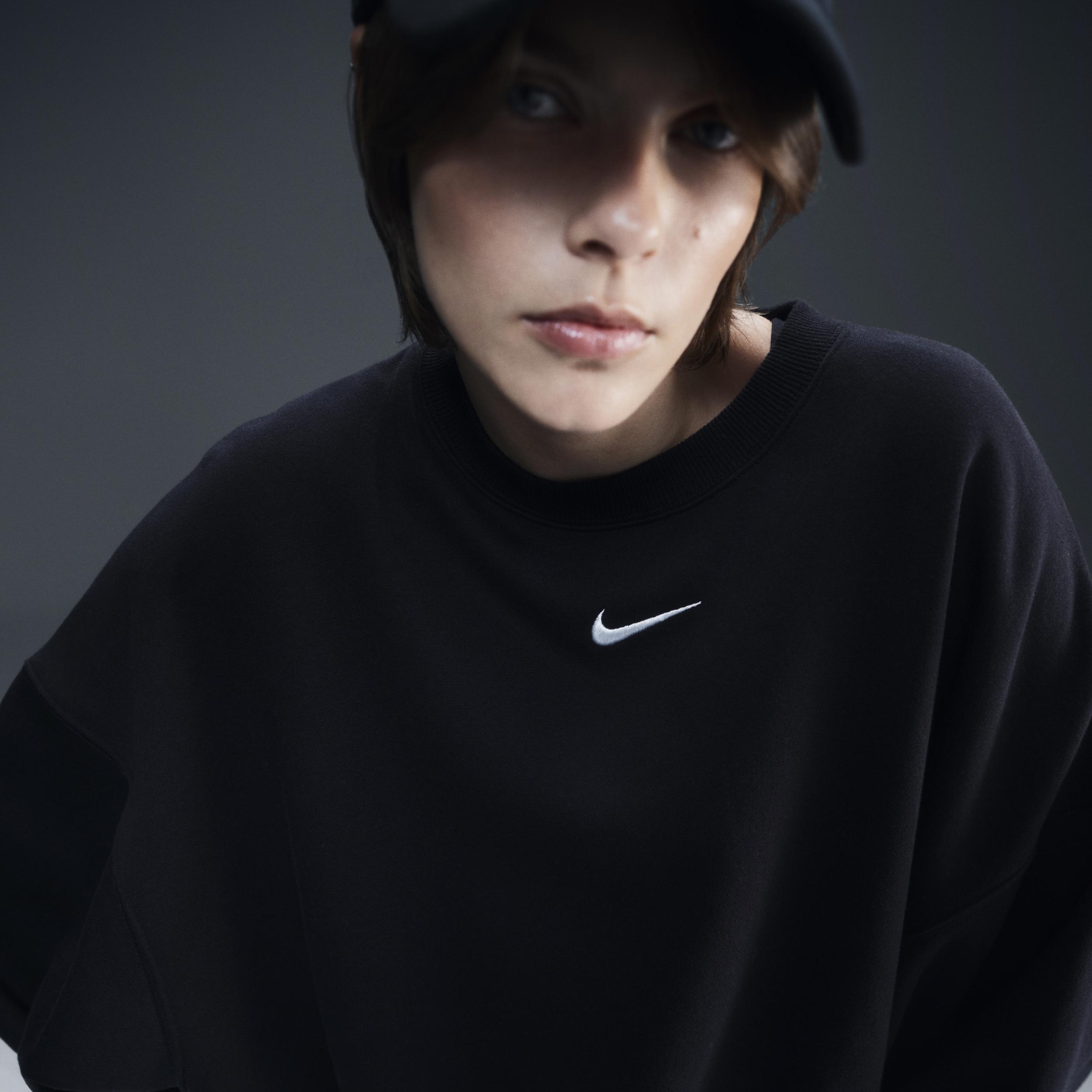 Womens Nike Sportswear Phoenix Fleece Over-Oversized Crew-Neck Sweatshirt | DQ5761-010 Product Image