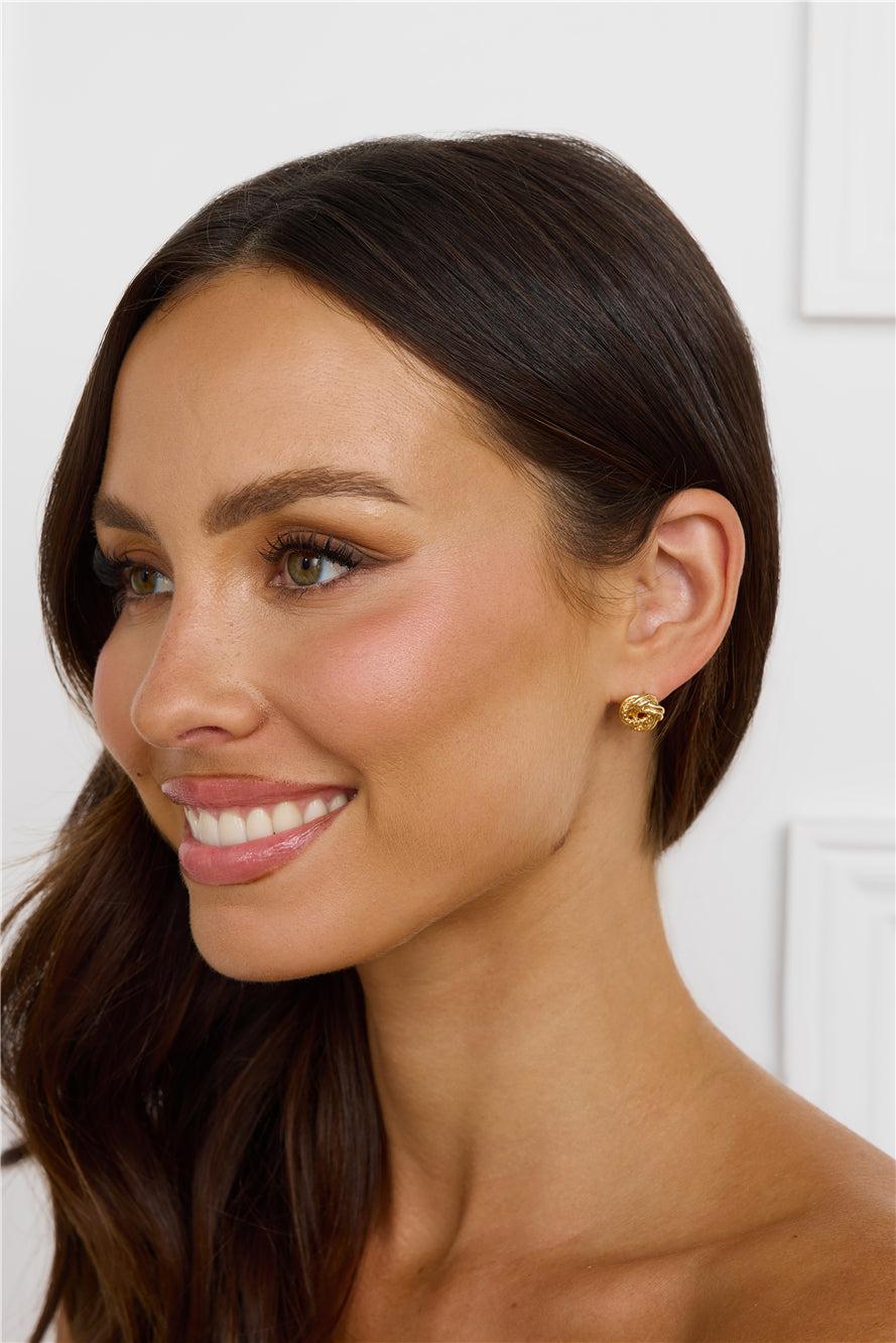 Evening Wear Earrings Gold Product Image