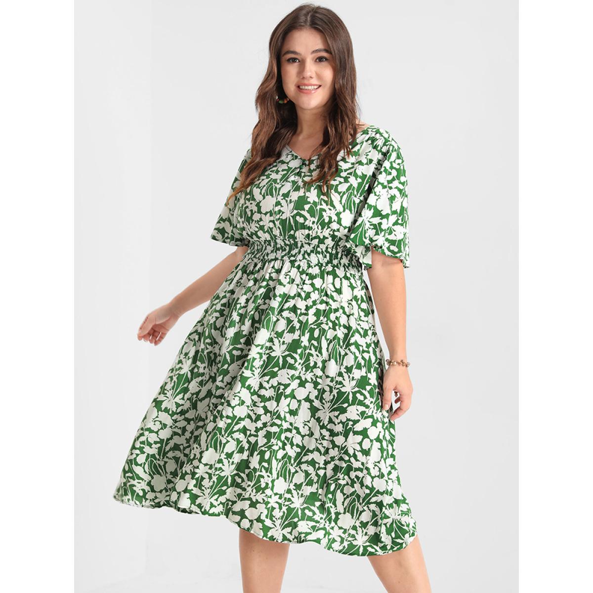 Plus Size Ditsy Floral Shirred Button Ruffles Knee Dress LightGreen Women Elegant Printed V-neck Short sleeve Curvy Knee Dress BloomChic 10/M Product Image