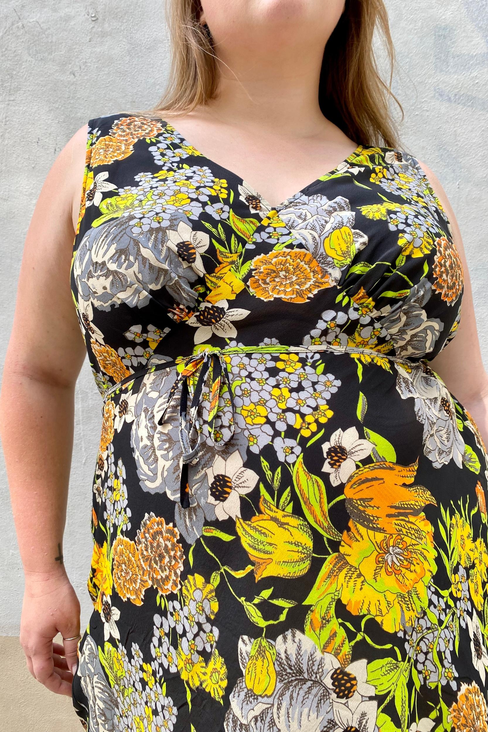 Mandi Dress - Artichoke Product Image