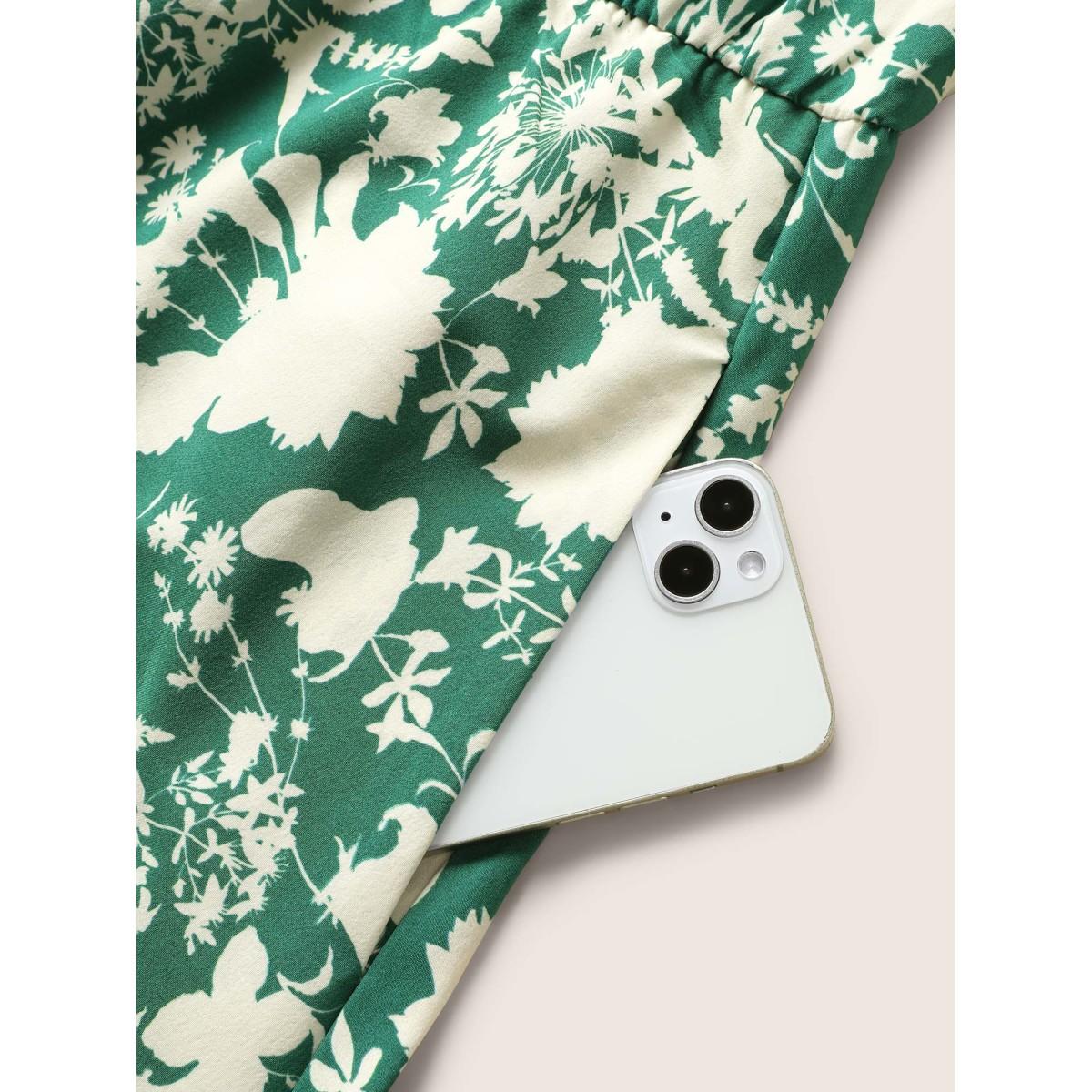 Plus Size Silhouette Floral Print Ruffle Cap Sleeve Dress Emerald Women Elegant Flat collar with V-notch Cap Sleeve Curvy BloomChic 14-16/1X Product Image