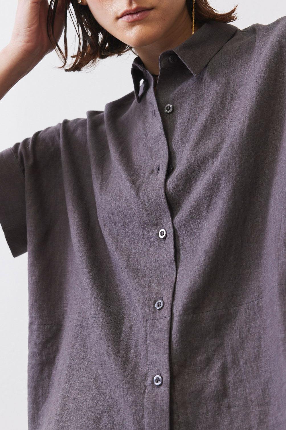 Boxy Linen Cropped Blouse Product Image