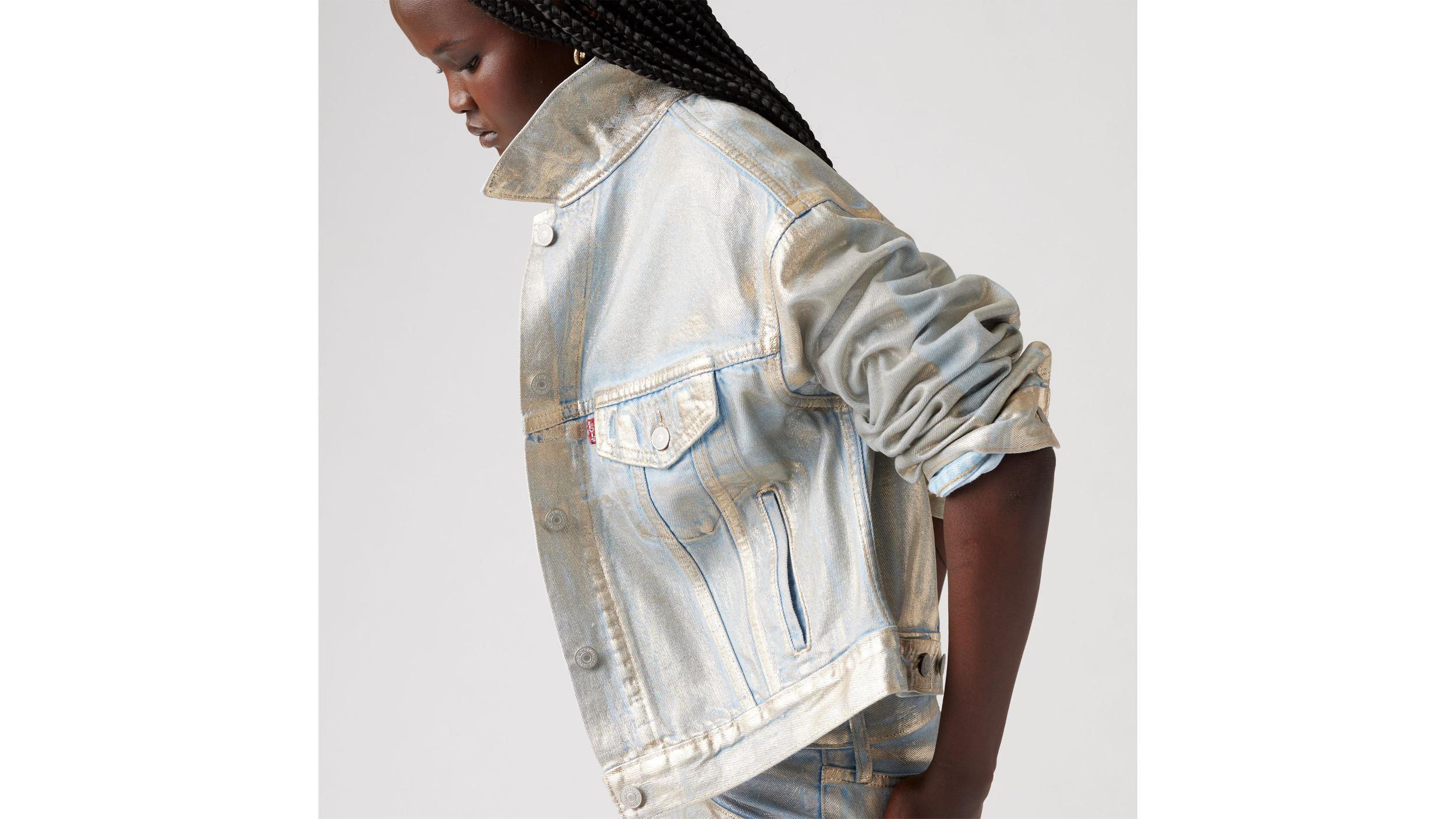 Shrunken '90s Trucker Jacket Product Image