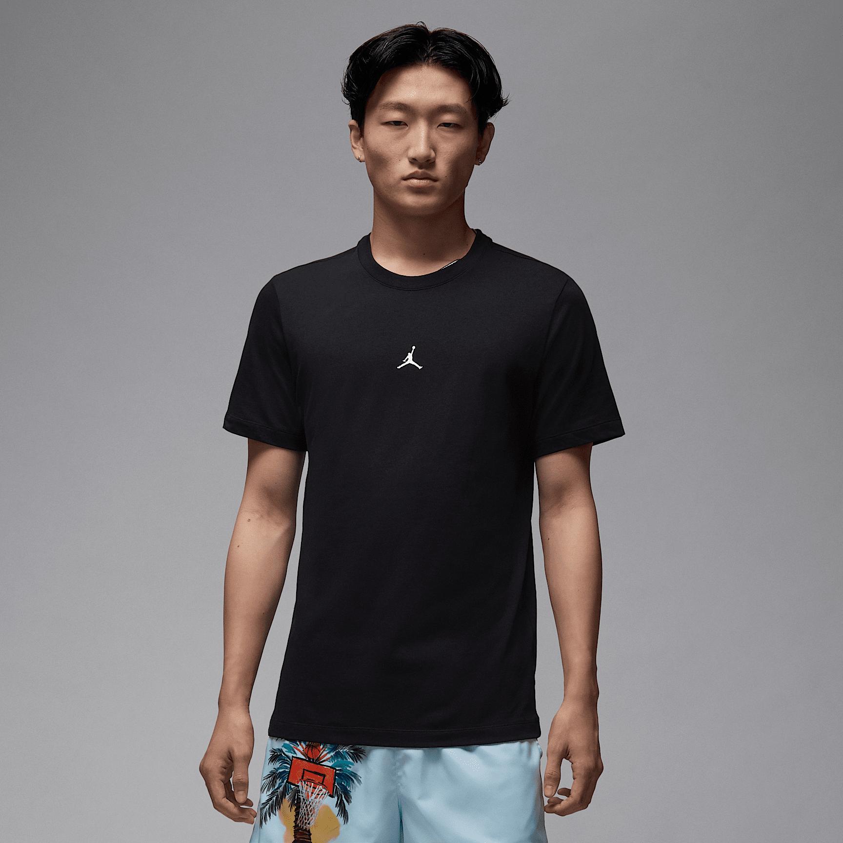 Jordan Flight Essentials Men's T-Shirt Product Image