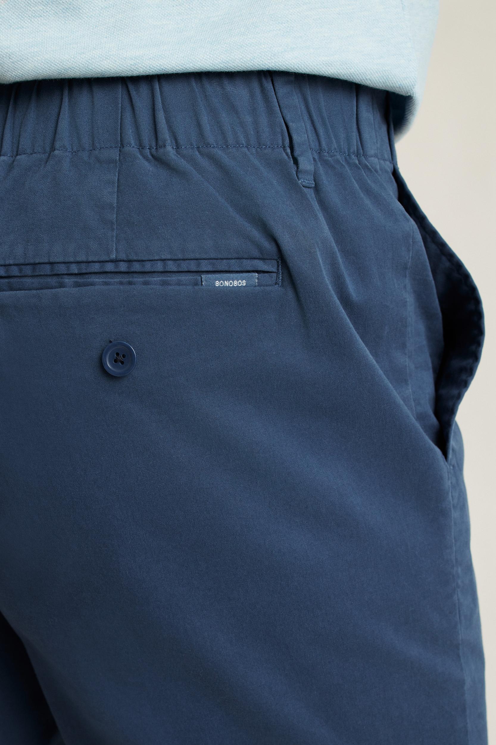 Lightweight Chino Short Product Image