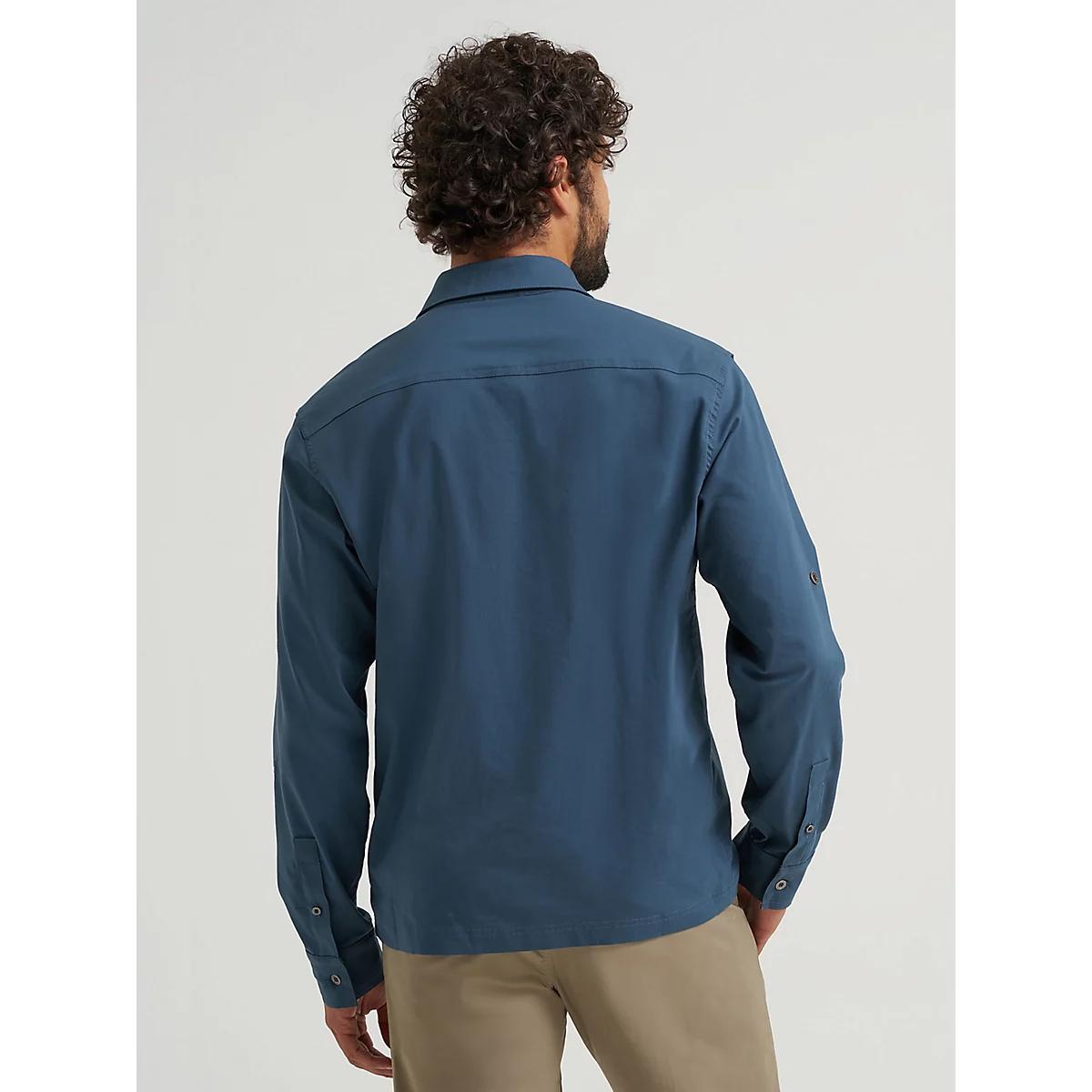 Men's Outdoor Stretch Solid Shirt in Midnight Navy Product Image