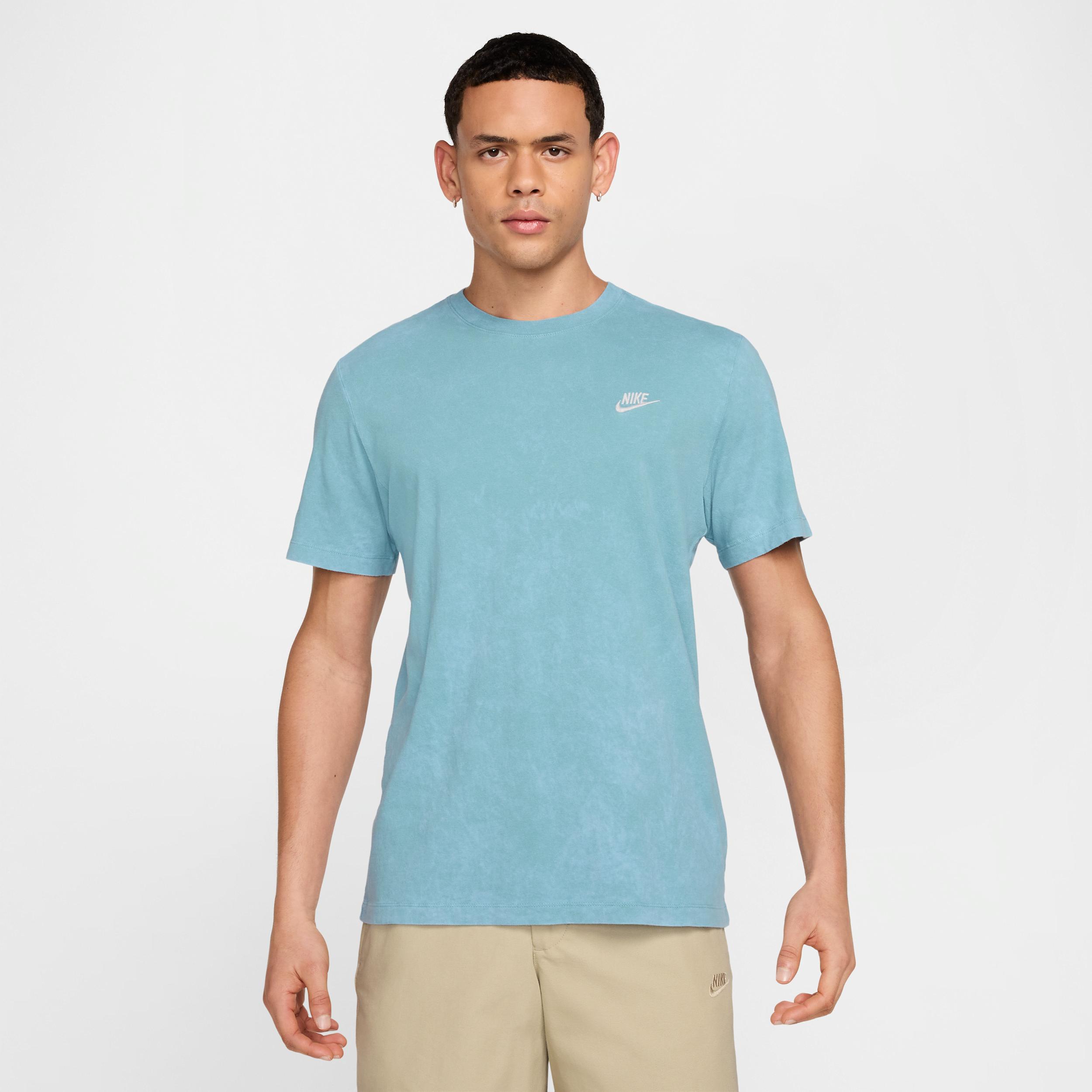 Nike Sportswear Men's T-Shirt Product Image