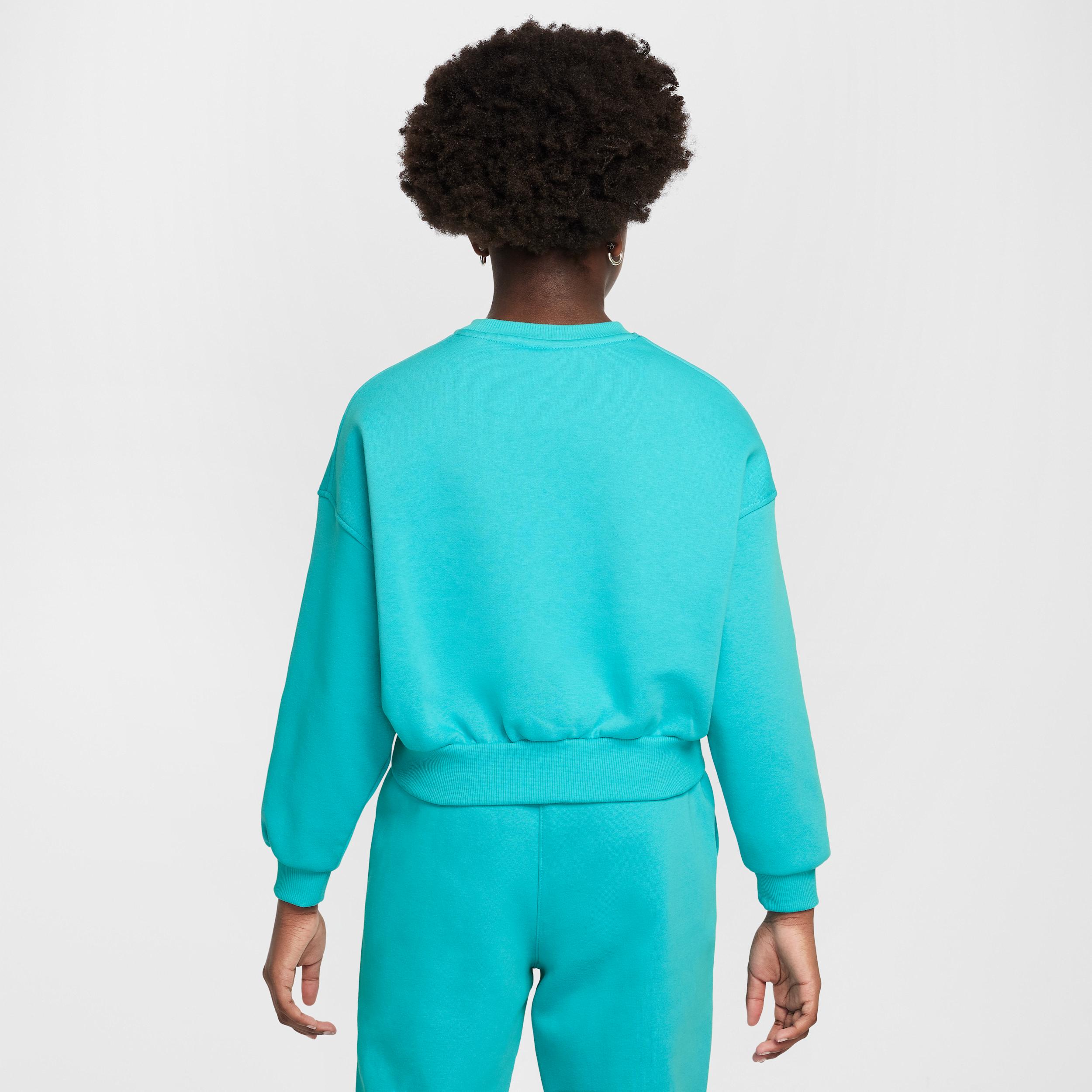Unisex Nike Sportswear Club Fleece Girls' Boxy Crew-Neck Sweatshirt Product Image