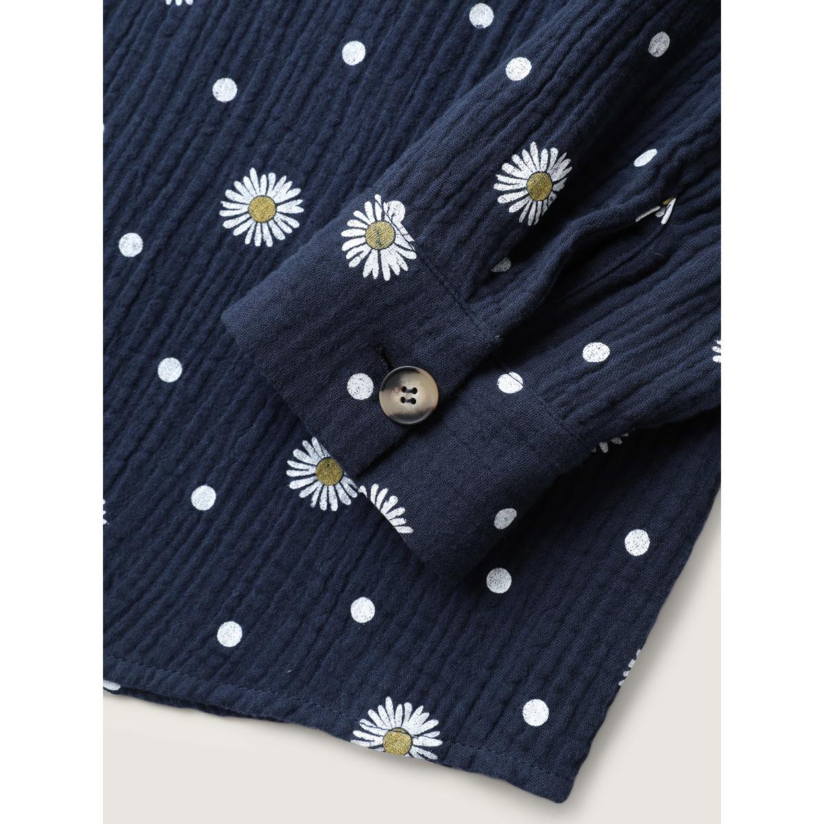 Plus Size Cotton Floral Print Button-Down Jacket Women Indigo Texture Loose Patch pocket Casual Jackets BloomChic 30/6X Product Image