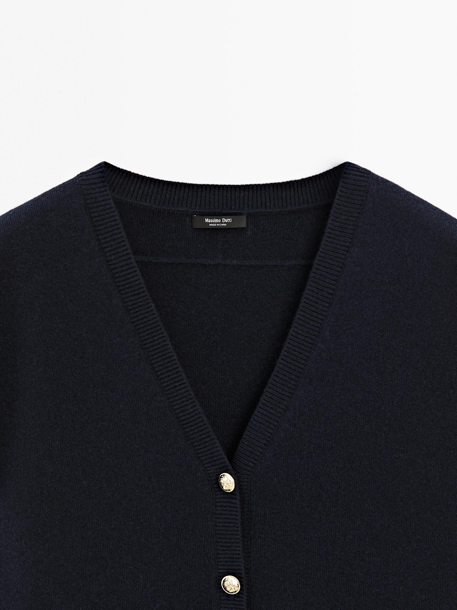 Knit vest with golden buttons Product Image