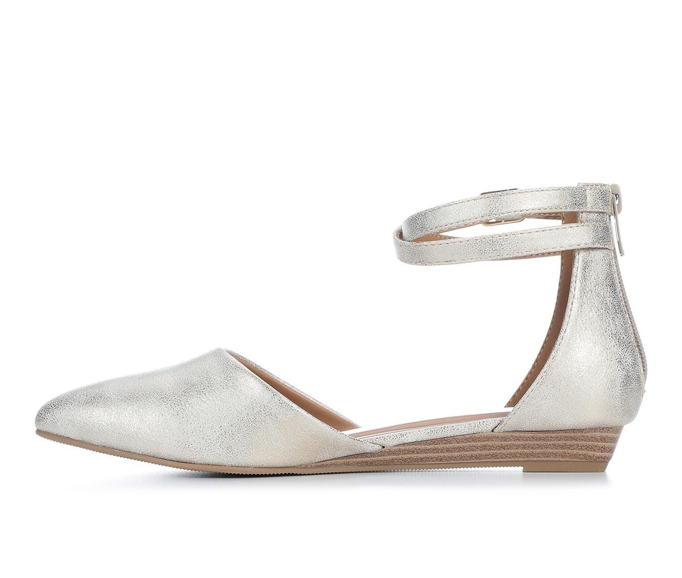 Women's Y-Not Hayes Flats Product Image