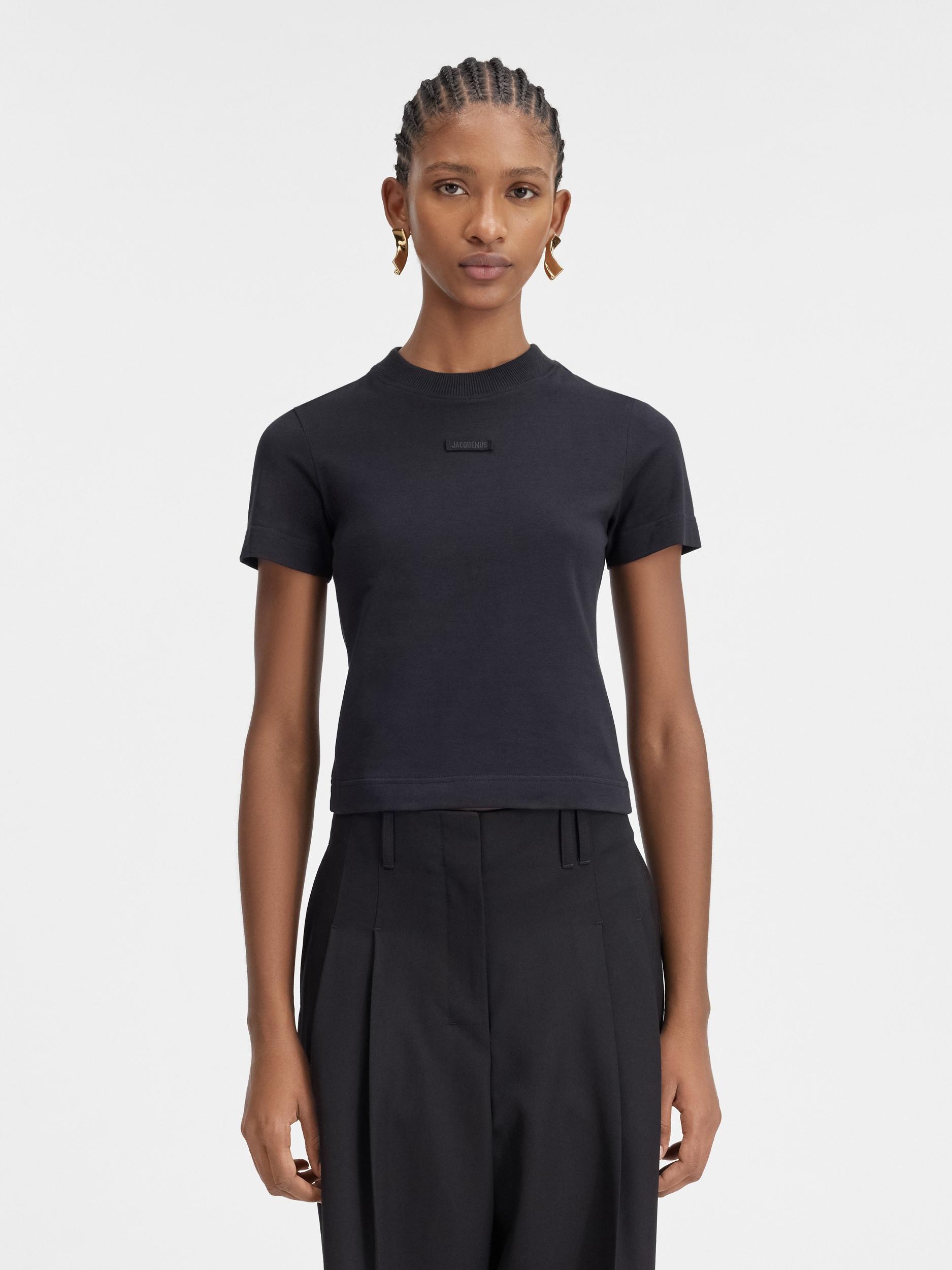 JACQUEMUS Black Fitted T-shirt With Logo Patch In Stretch Cotton Woman Product Image