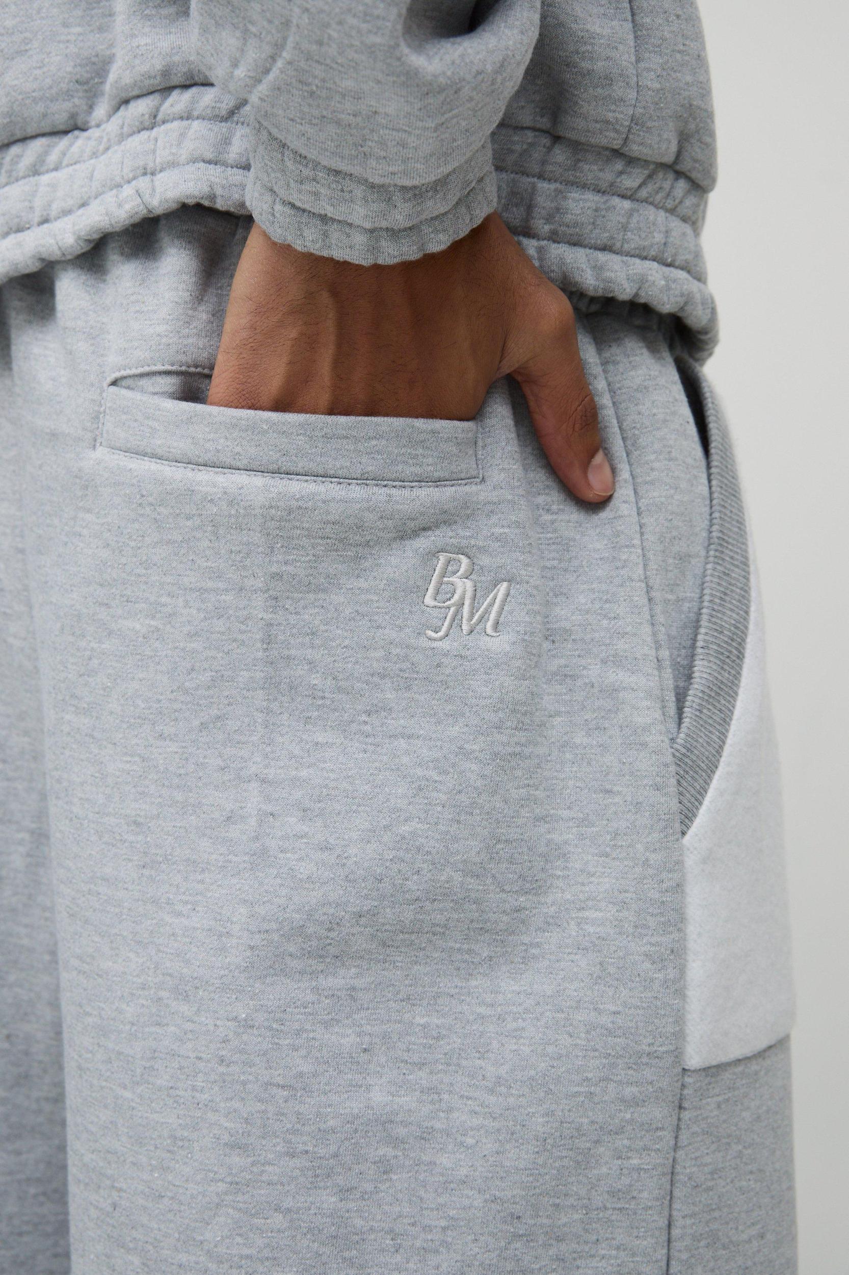 Wide Leg Heavyweight Reverse Pocket 3D Embroidered Sweatpants | boohooMAN USA Product Image