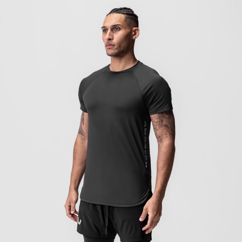 0660. AeroSilver® Established Tee - Space Grey Male Product Image