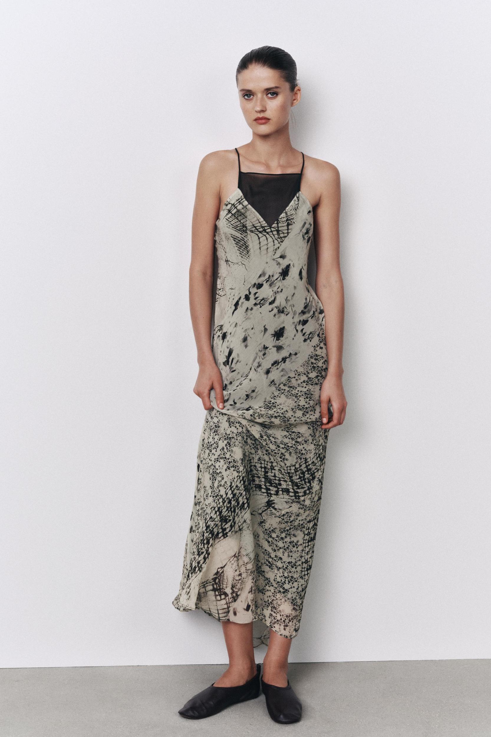 LONG PRINTED DRESS Product Image