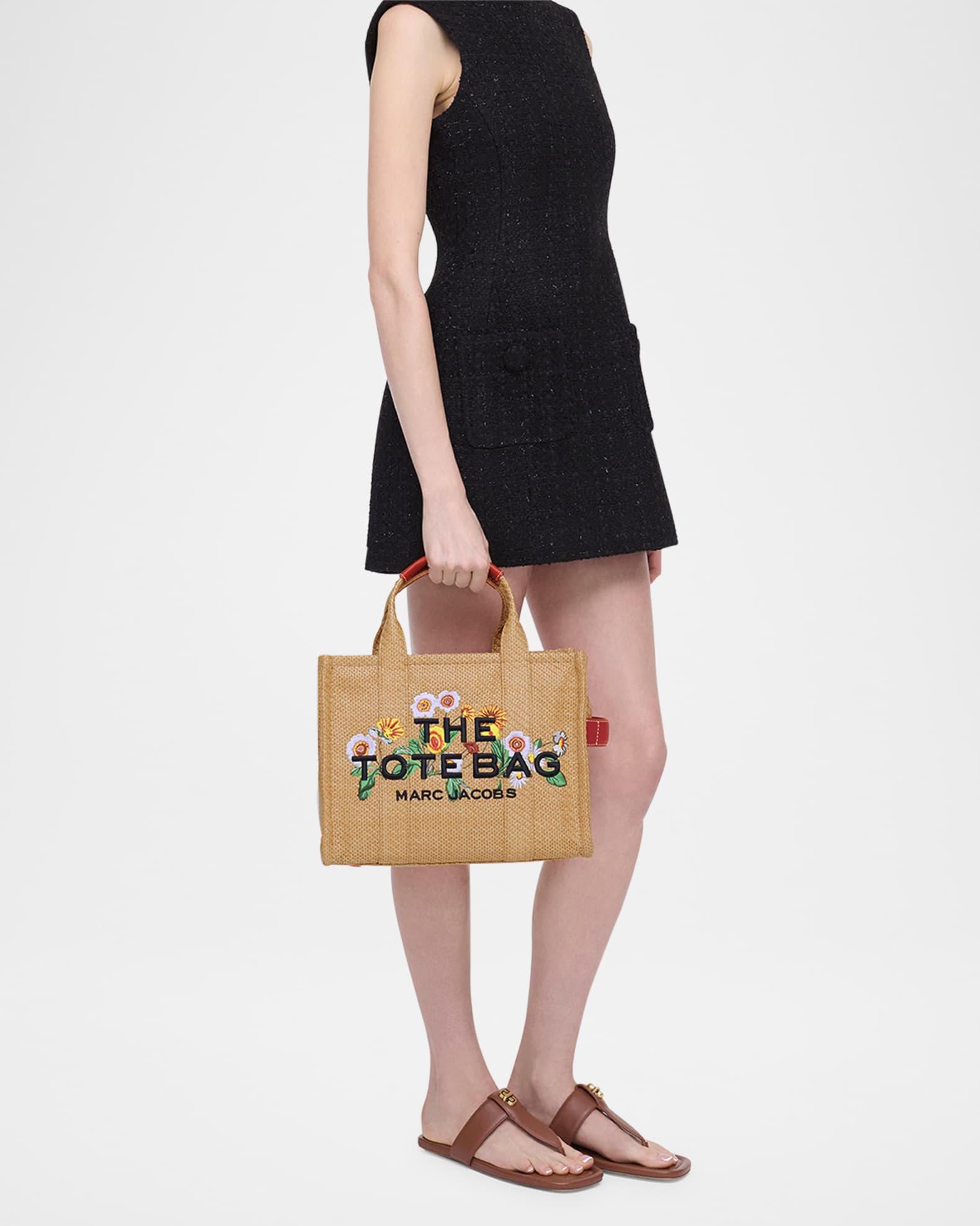 The Medium Tote Bag Product Image