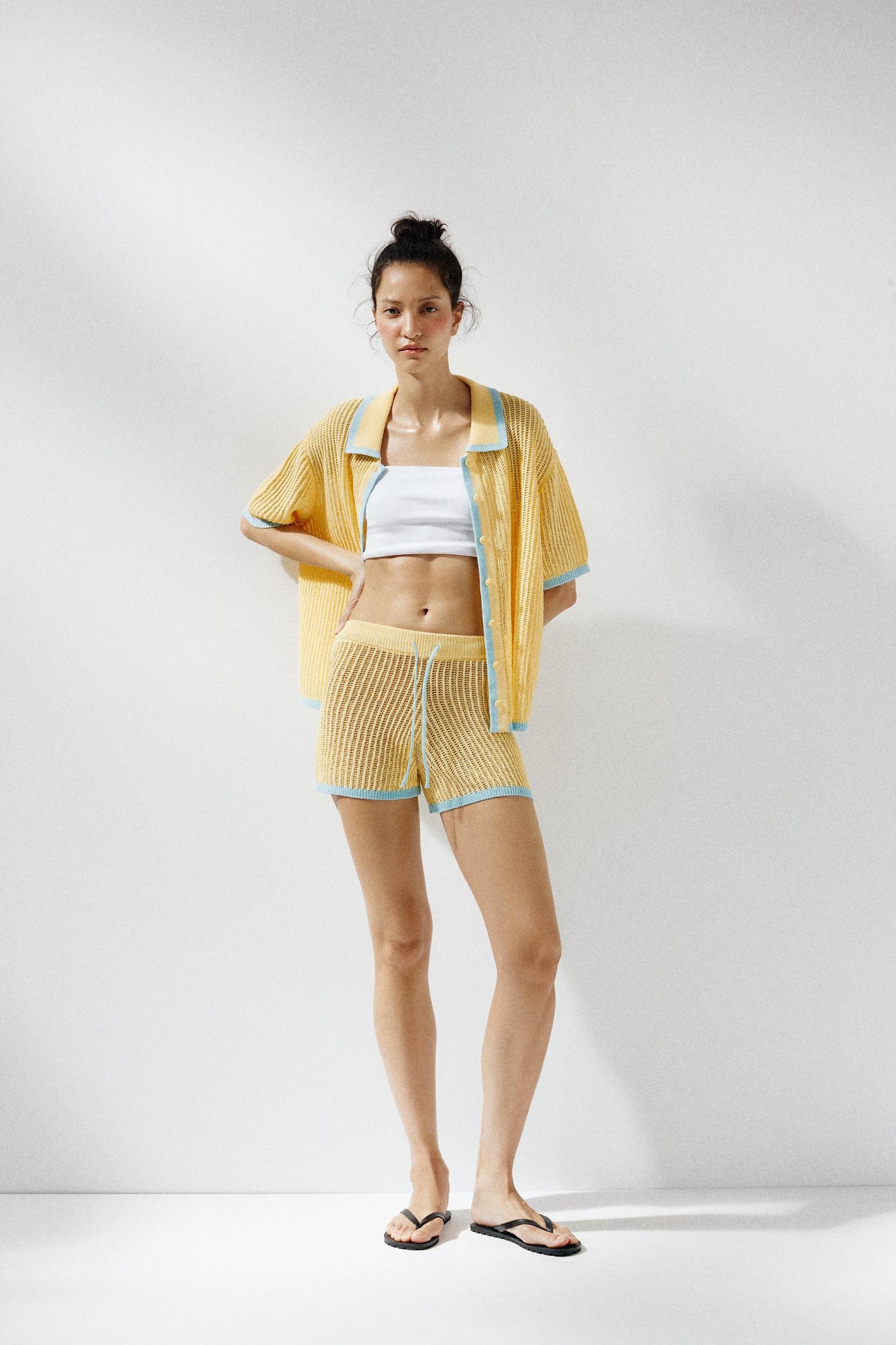KNIT SHORTS Product Image