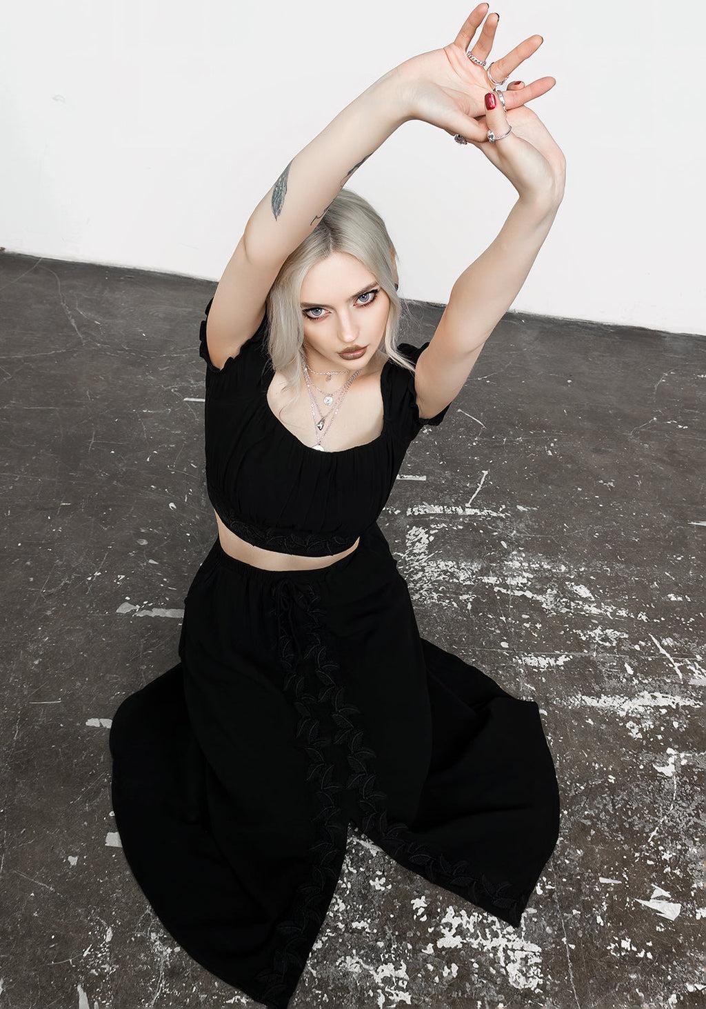 Vine Textured Midi Skirt Product Image