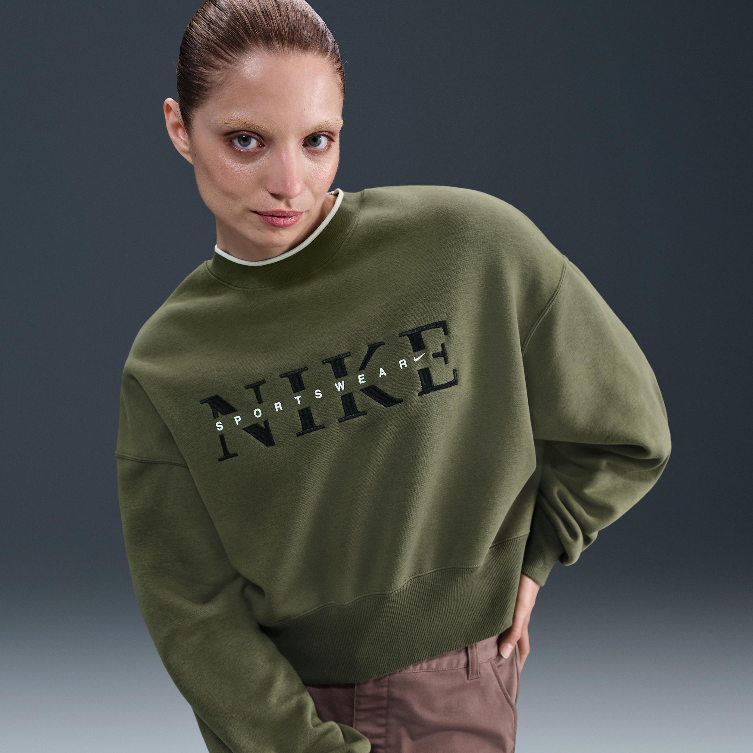 Women's Nike Sportswear Phoenix Fleece Oversized Crew-Neck Sweatshirt Product Image
