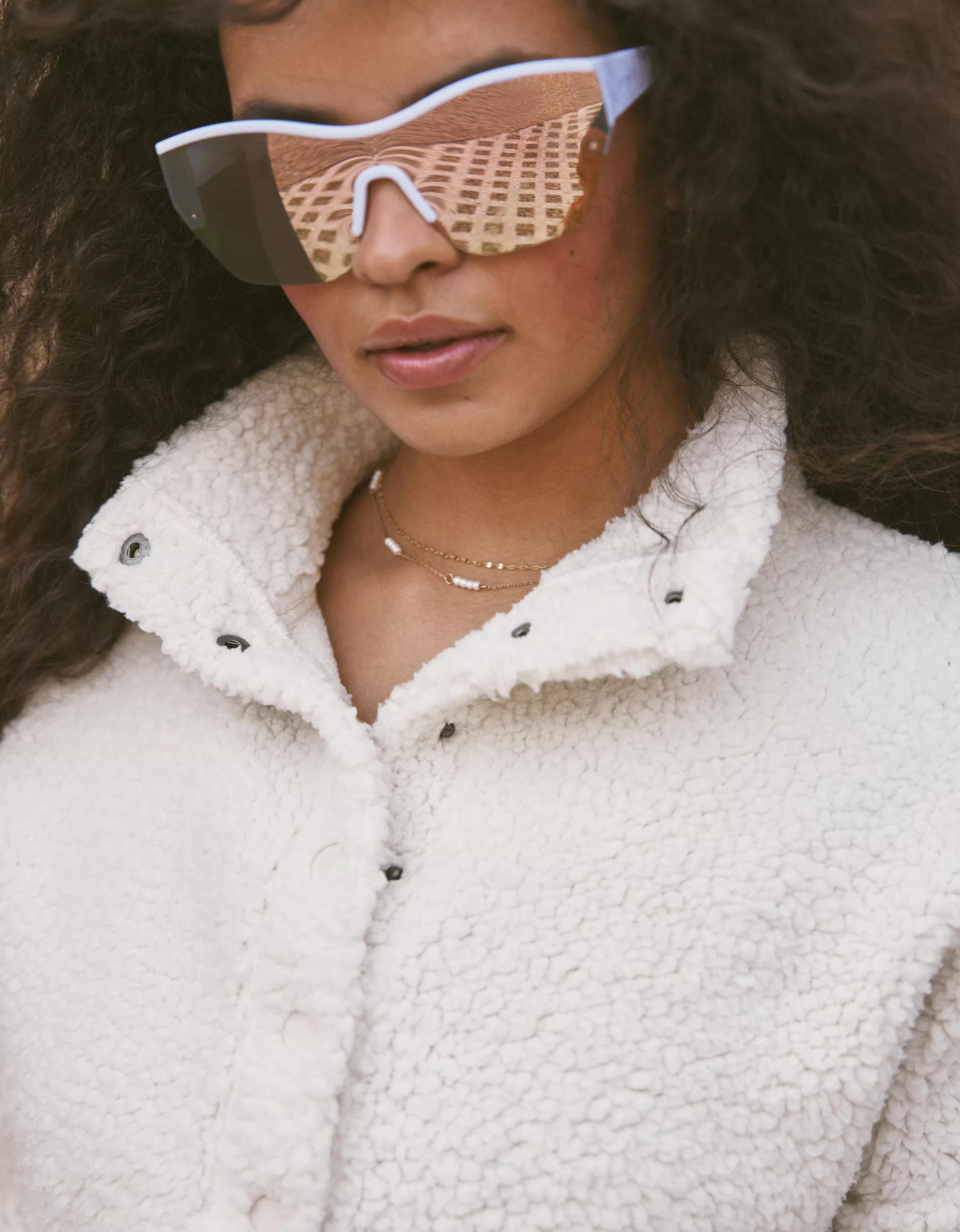 OFFLINE By Aerie SportStar Polarized Sunglasses Product Image