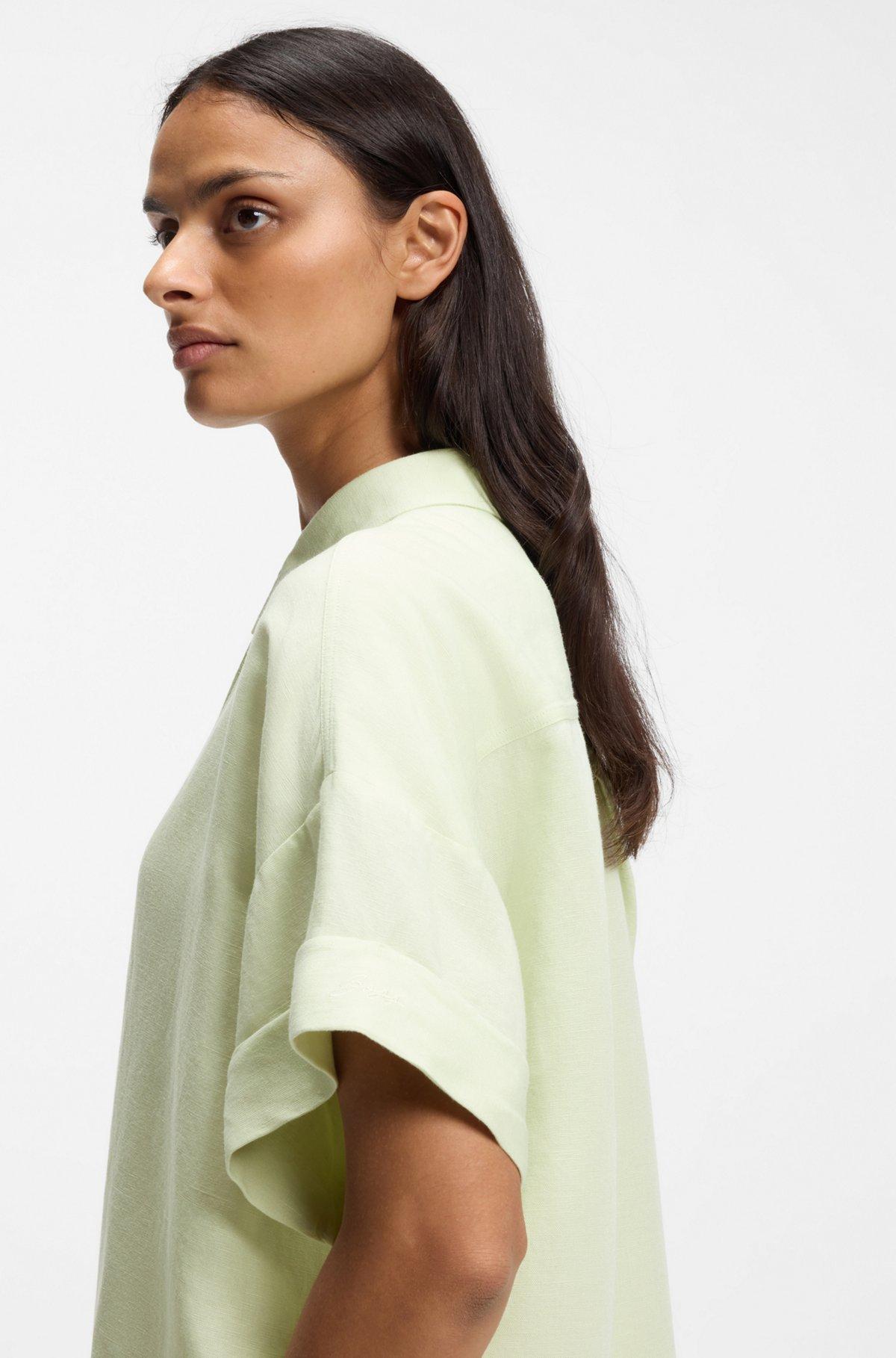 Regular-fit blouse with rolled cuffs Product Image