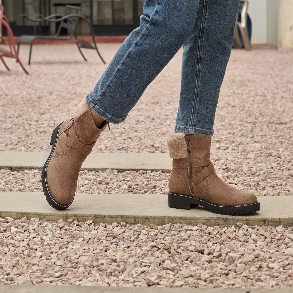 Rainier Zip Boot Product Image