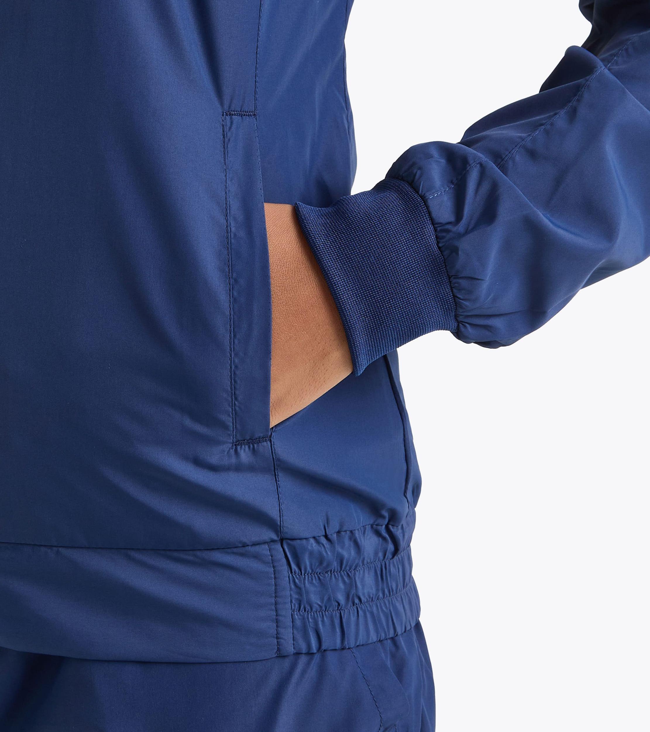 L. JACKET COURT Product Image