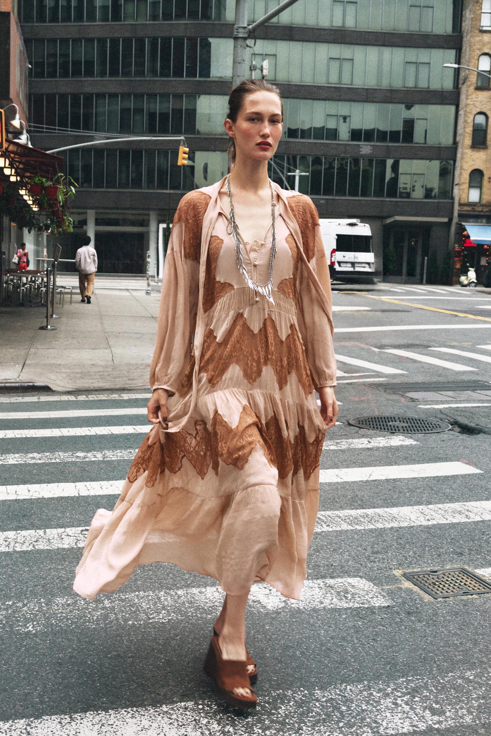 LACE COMBINATION BOW DRESS Product Image