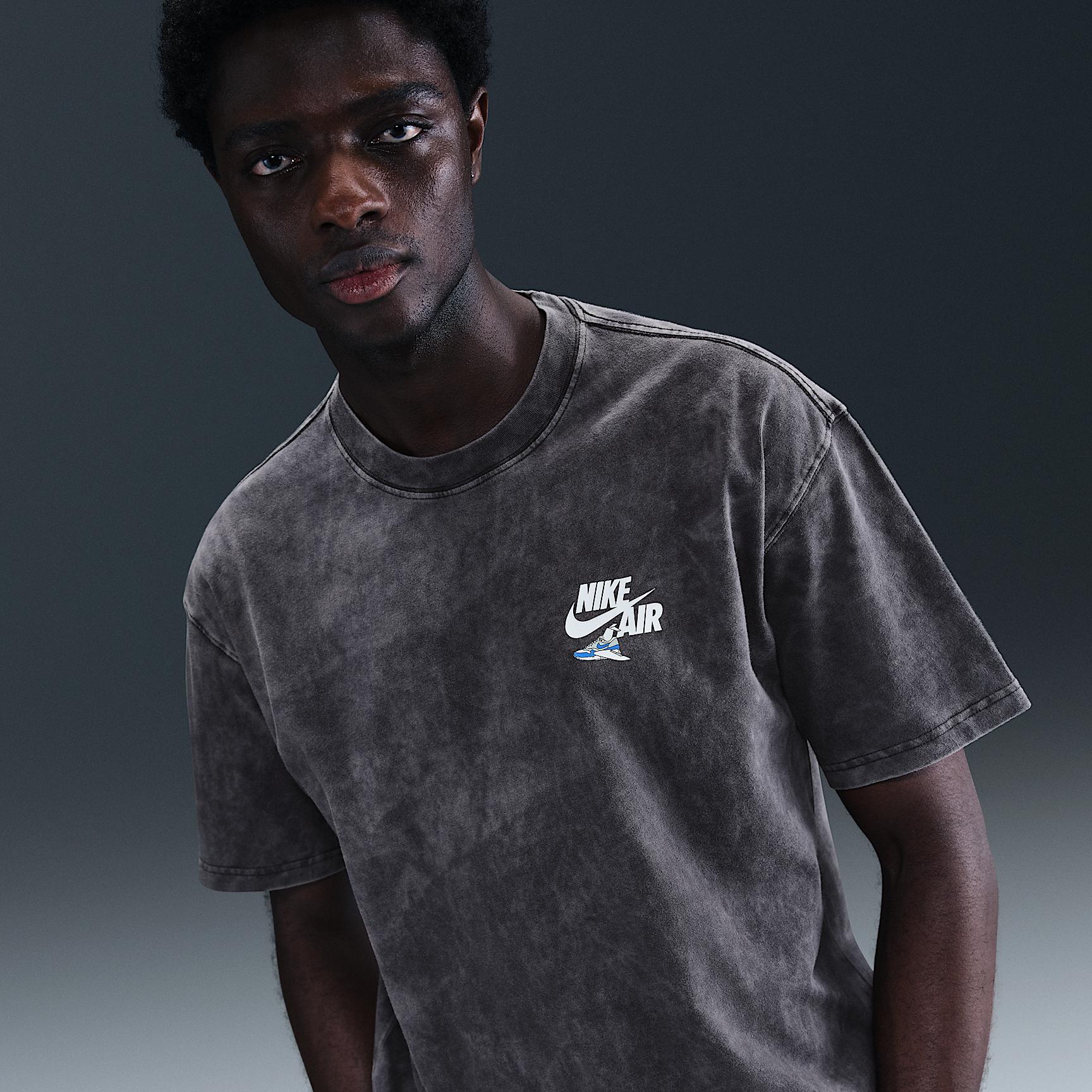 Mens Nike Sportswear T-Shirt | HQ9275-010 Product Image