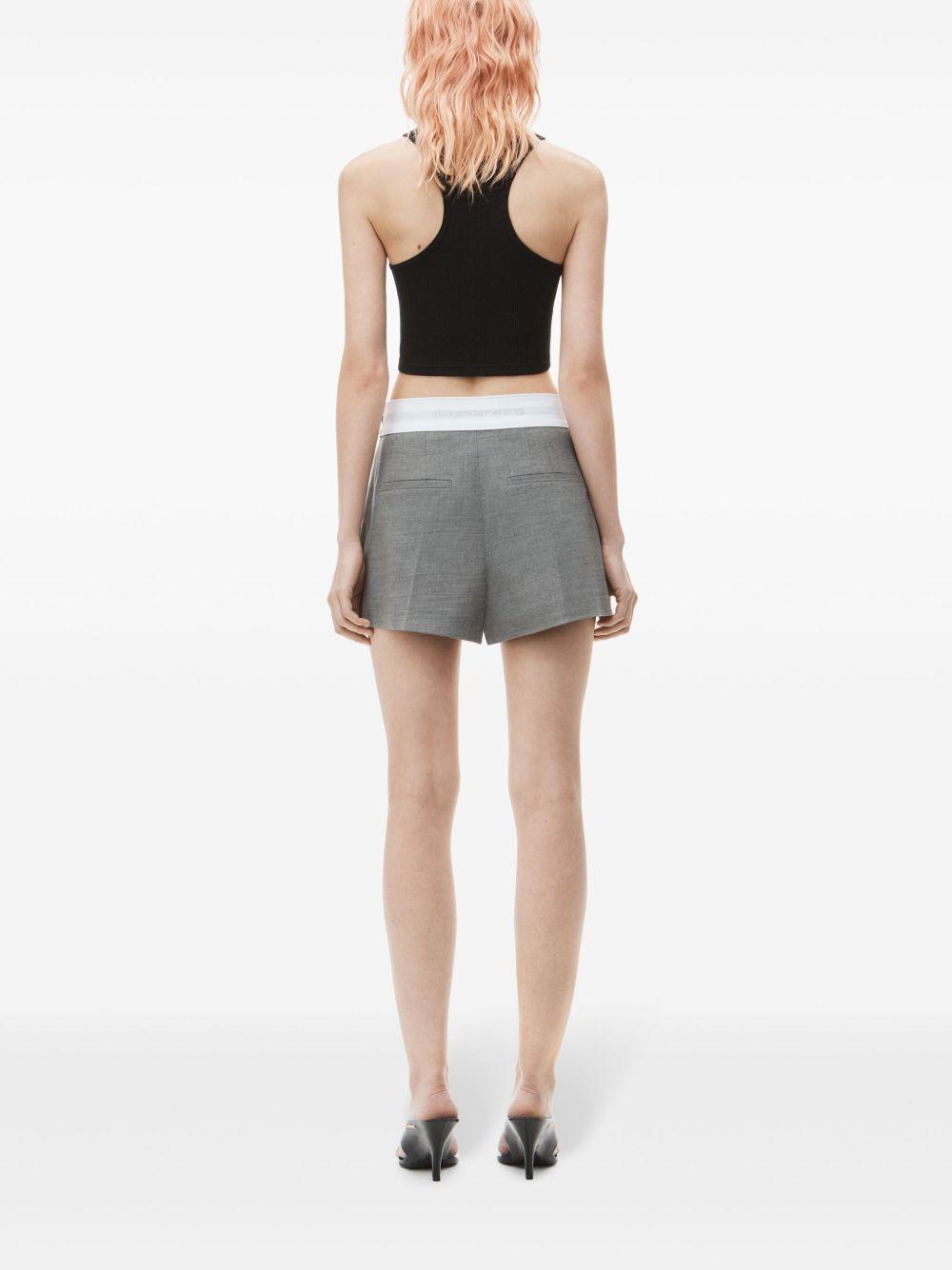 logo-waistband pleated shorts Product Image