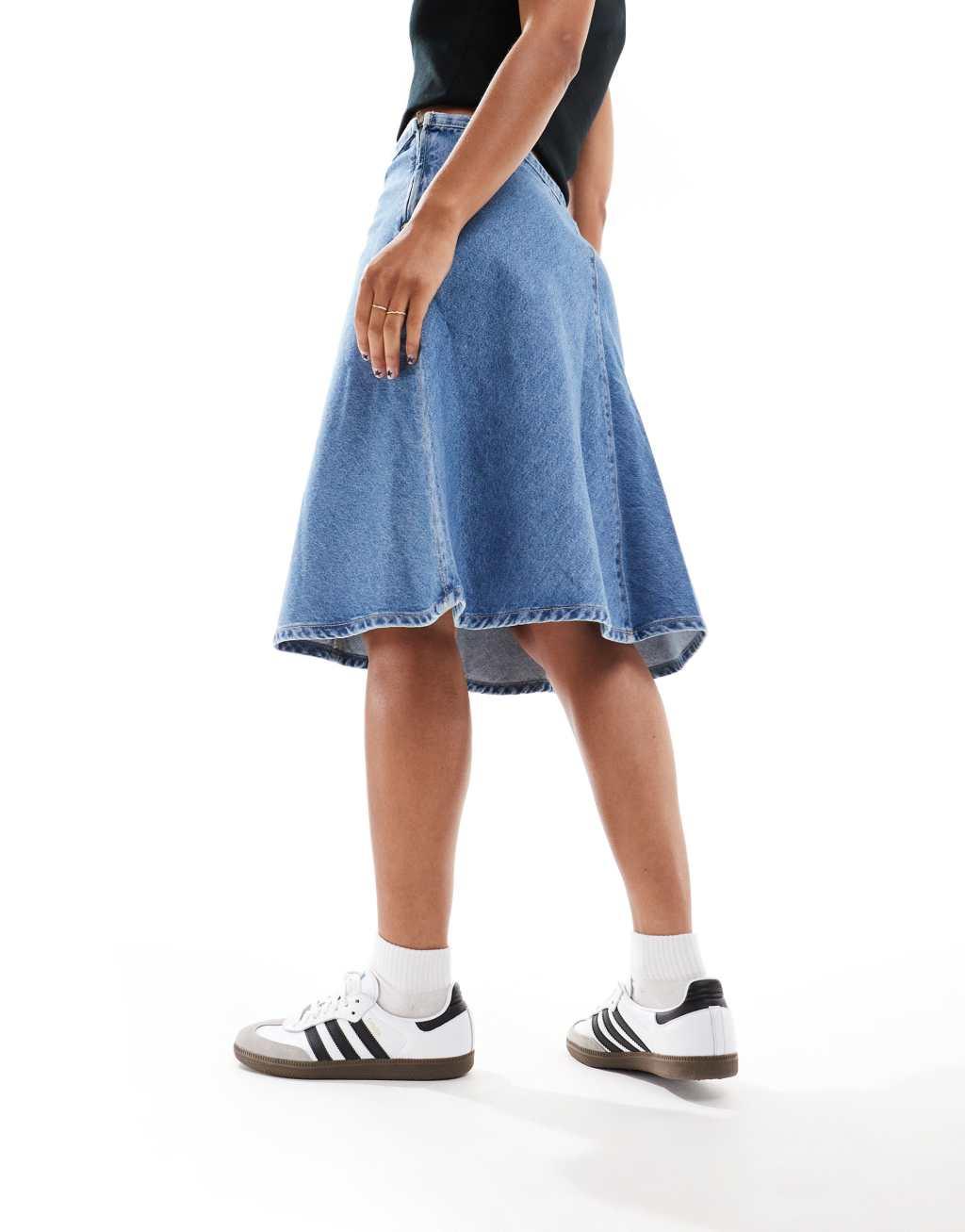 Cotton On midi skirt in dream blue denim Product Image