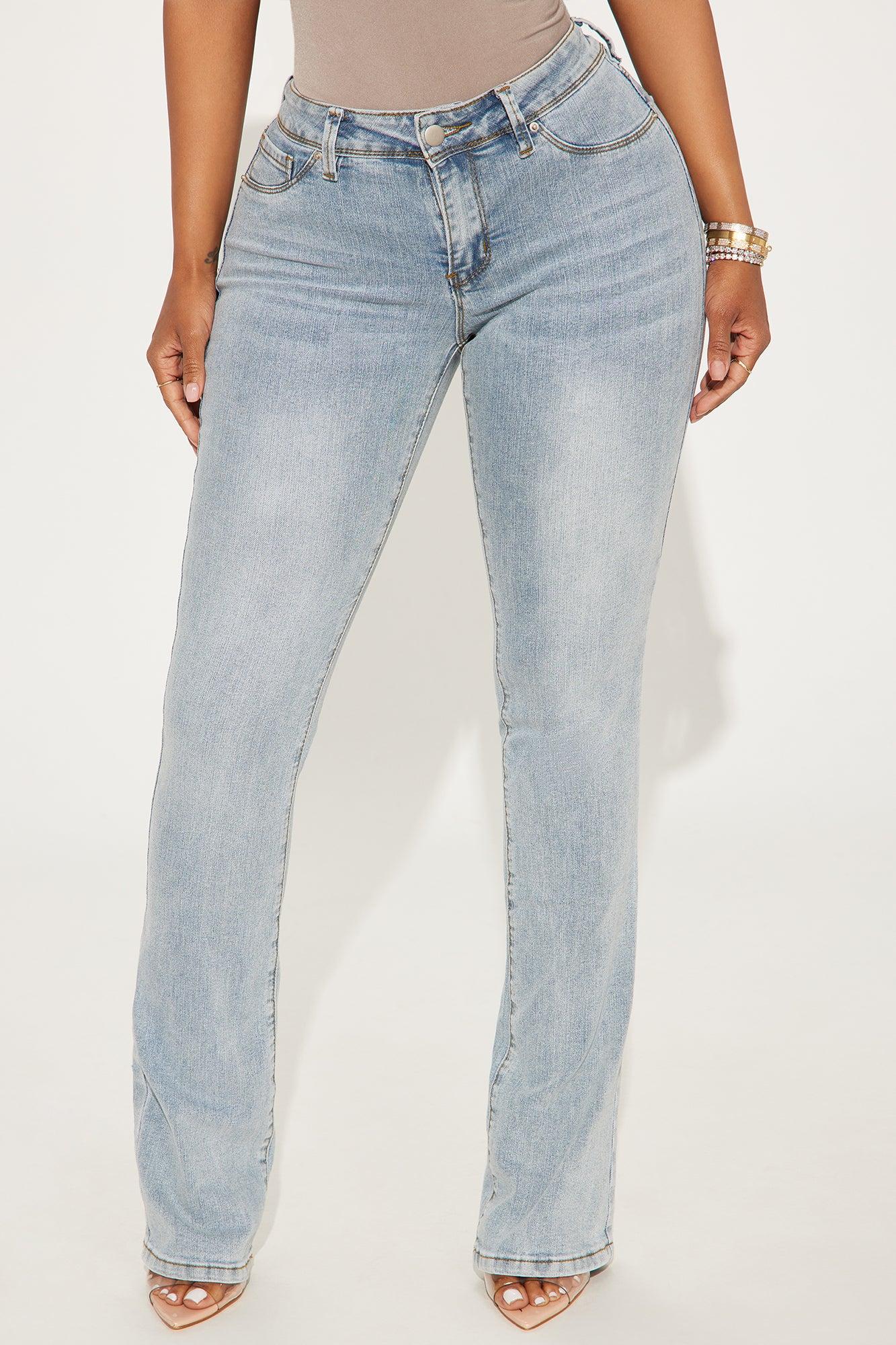 Getting The Boot Mid Rise Jeans - Light Wash Product Image