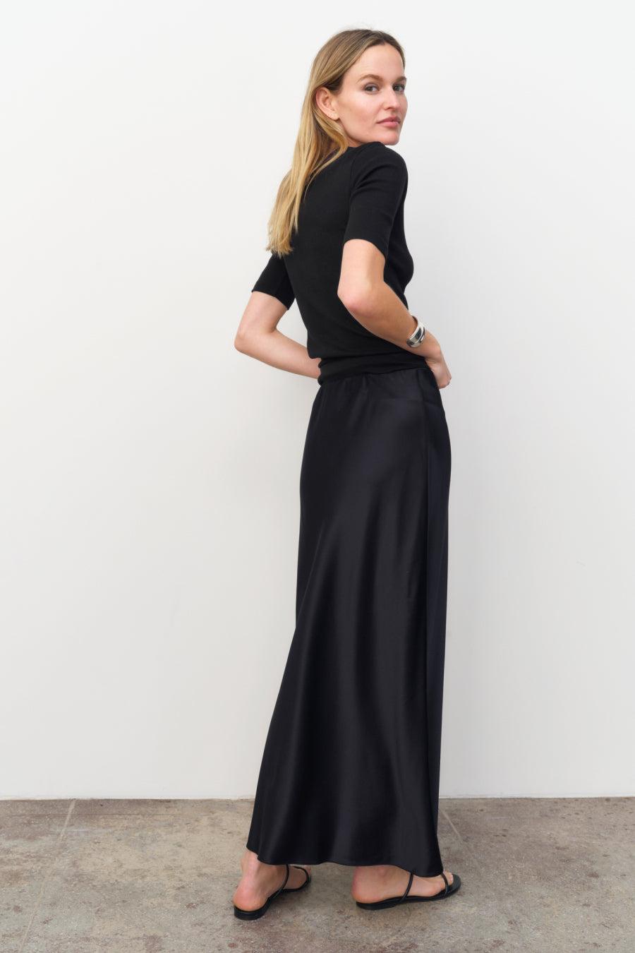 The Eleganza Product Image