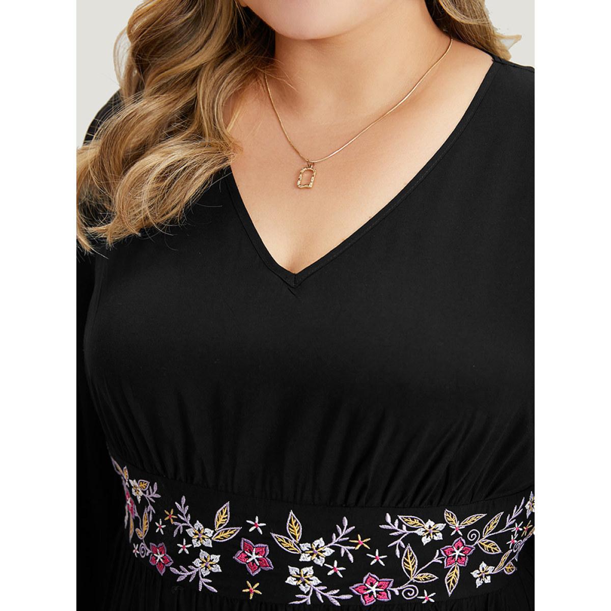 Plus Size Floral Embroidered Patchwork Pocket Elastic Cuffs Dress Black Women Vacation Elastic cuffs V-neck Elbow-length sleeve Curvy Midi Dress BloomChic 22-24/3X Product Image