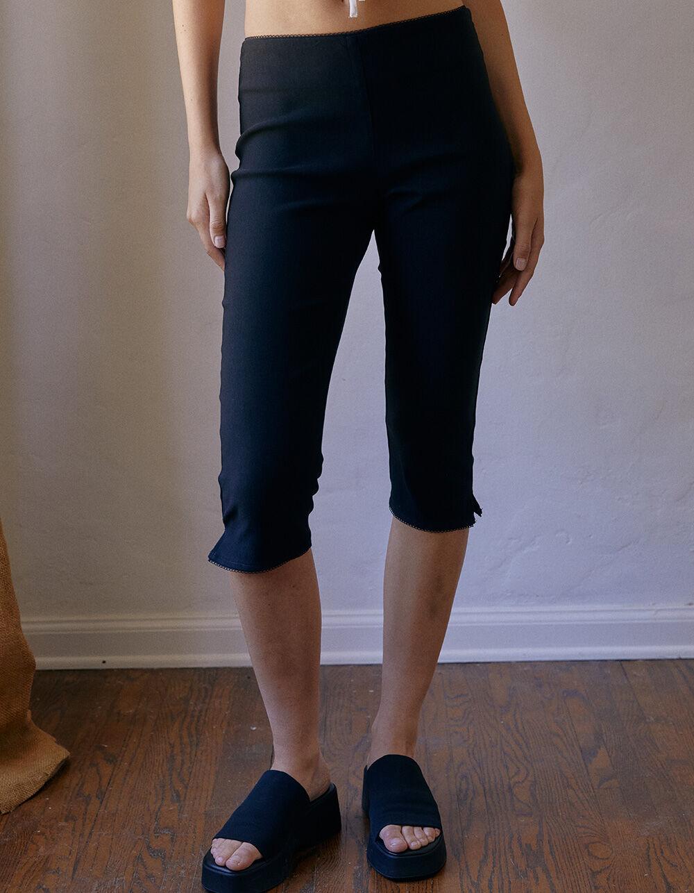 WEST OF MELROSE Womens Capri Pants - BLACK Product Image