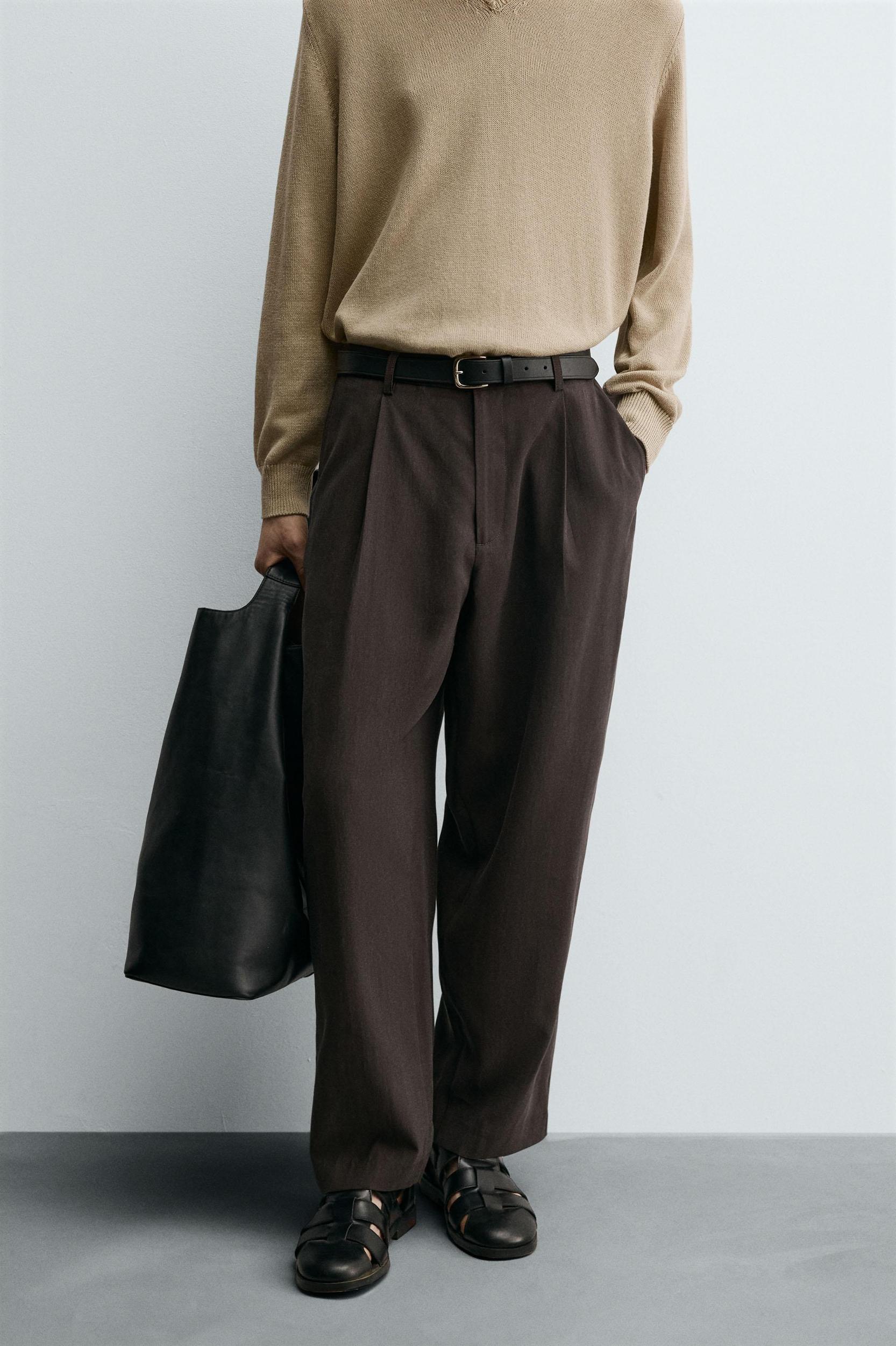 PLEATED FLOWY PANTS Product Image