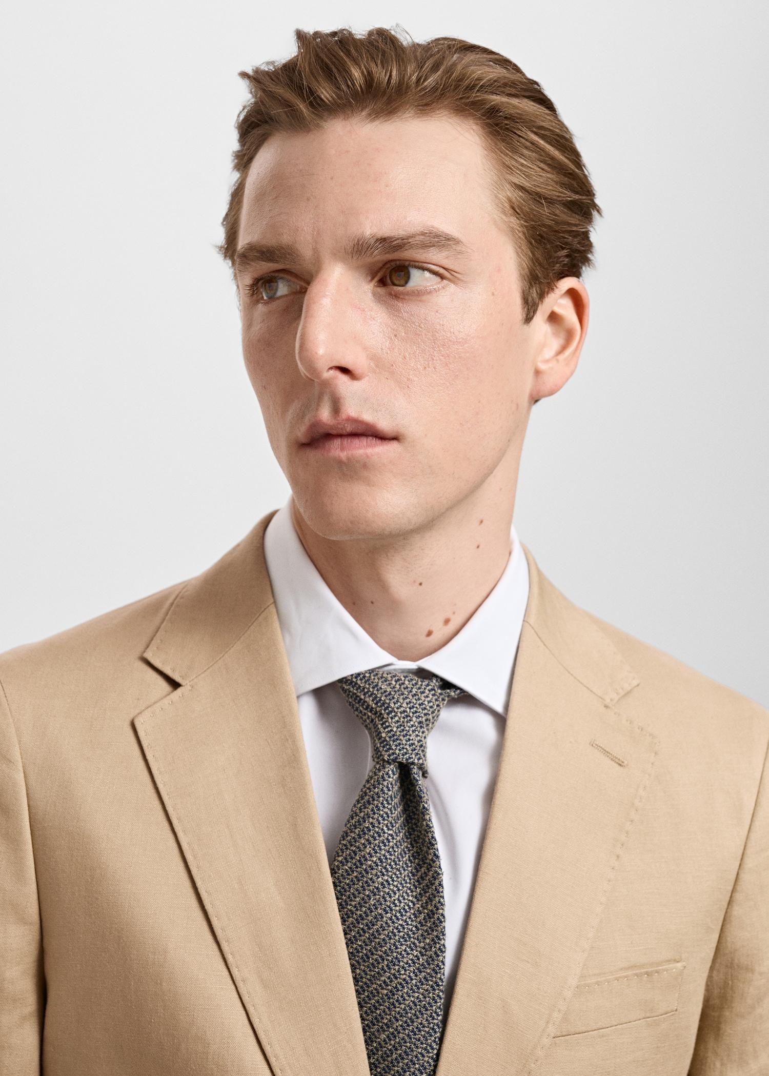 Amalfi 100% linen slim-fit suit blazer - Men | MANGO USA Product Image