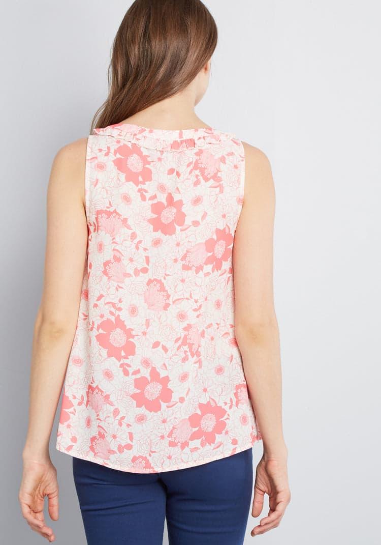 Bit of Frill Sleeveless Blouse Product Image