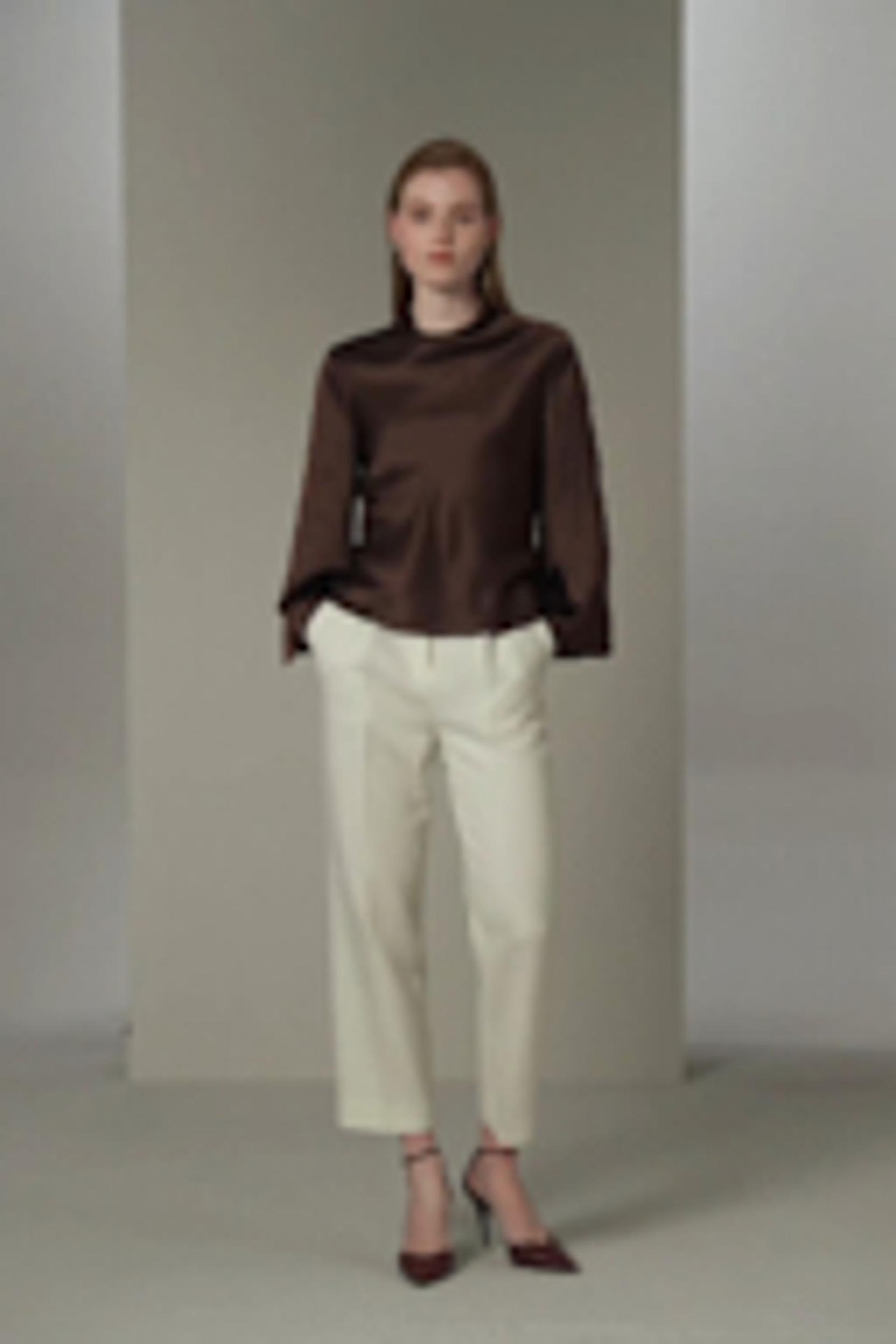 Bell sleeves minimalist silk top Product Image