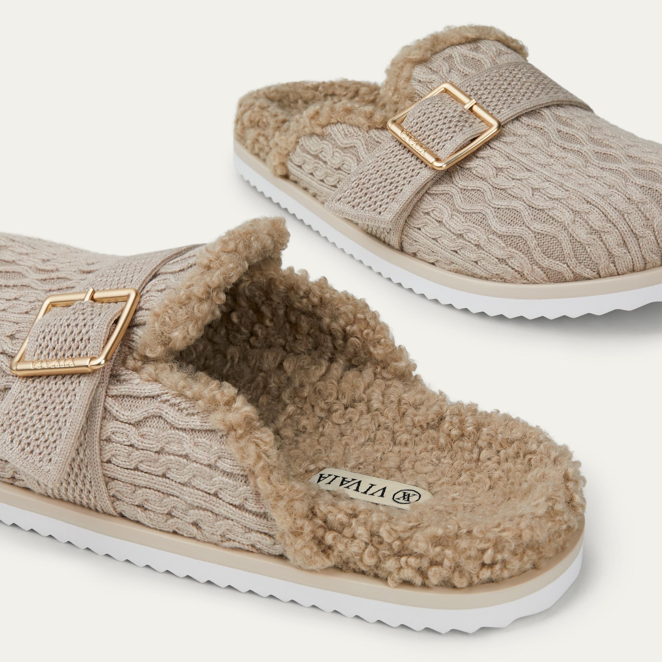 Round-Toe Wool Slippers (Hazel) Product Image